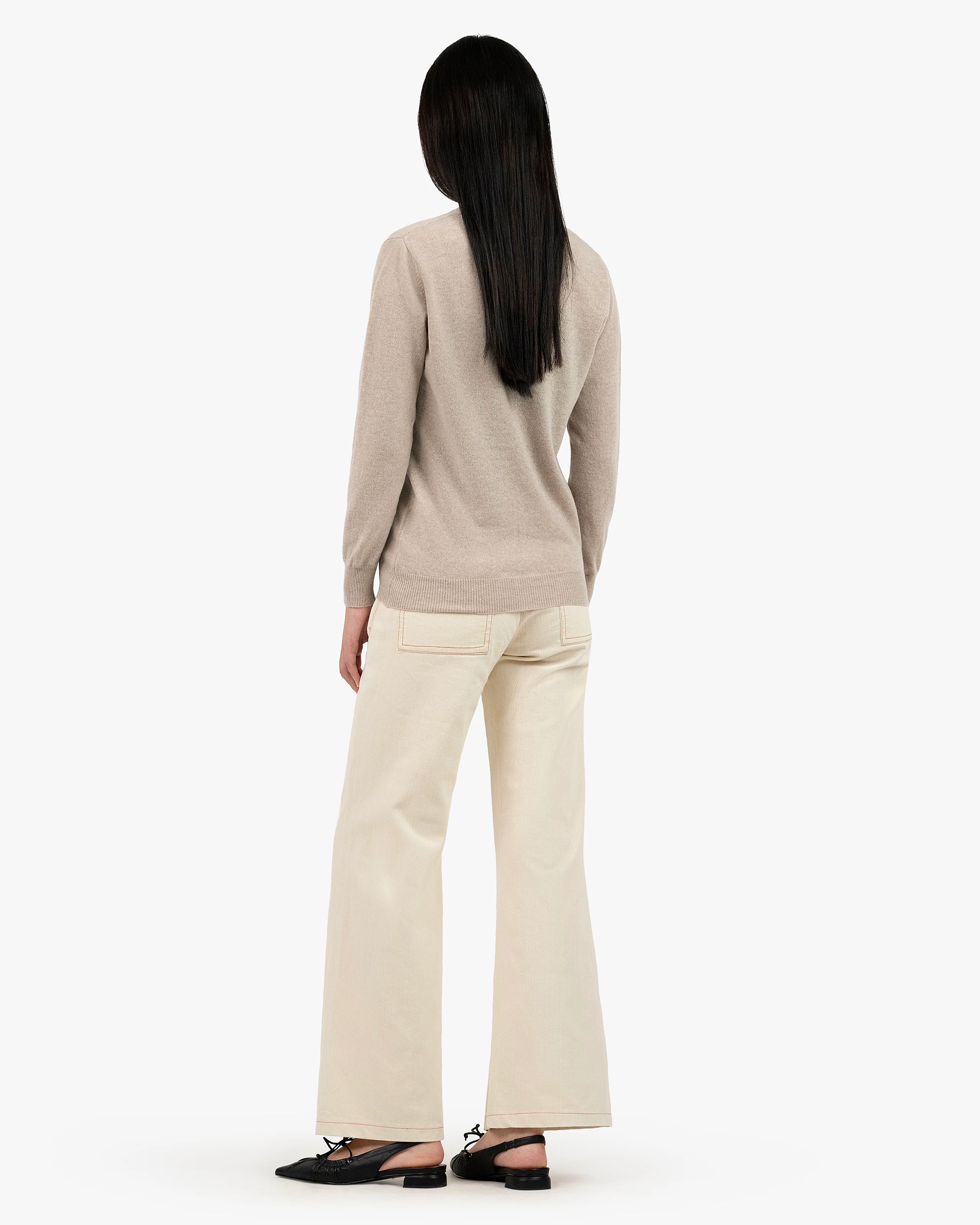 Women's Essential V-Neck Cardigan - Beige Cashmere