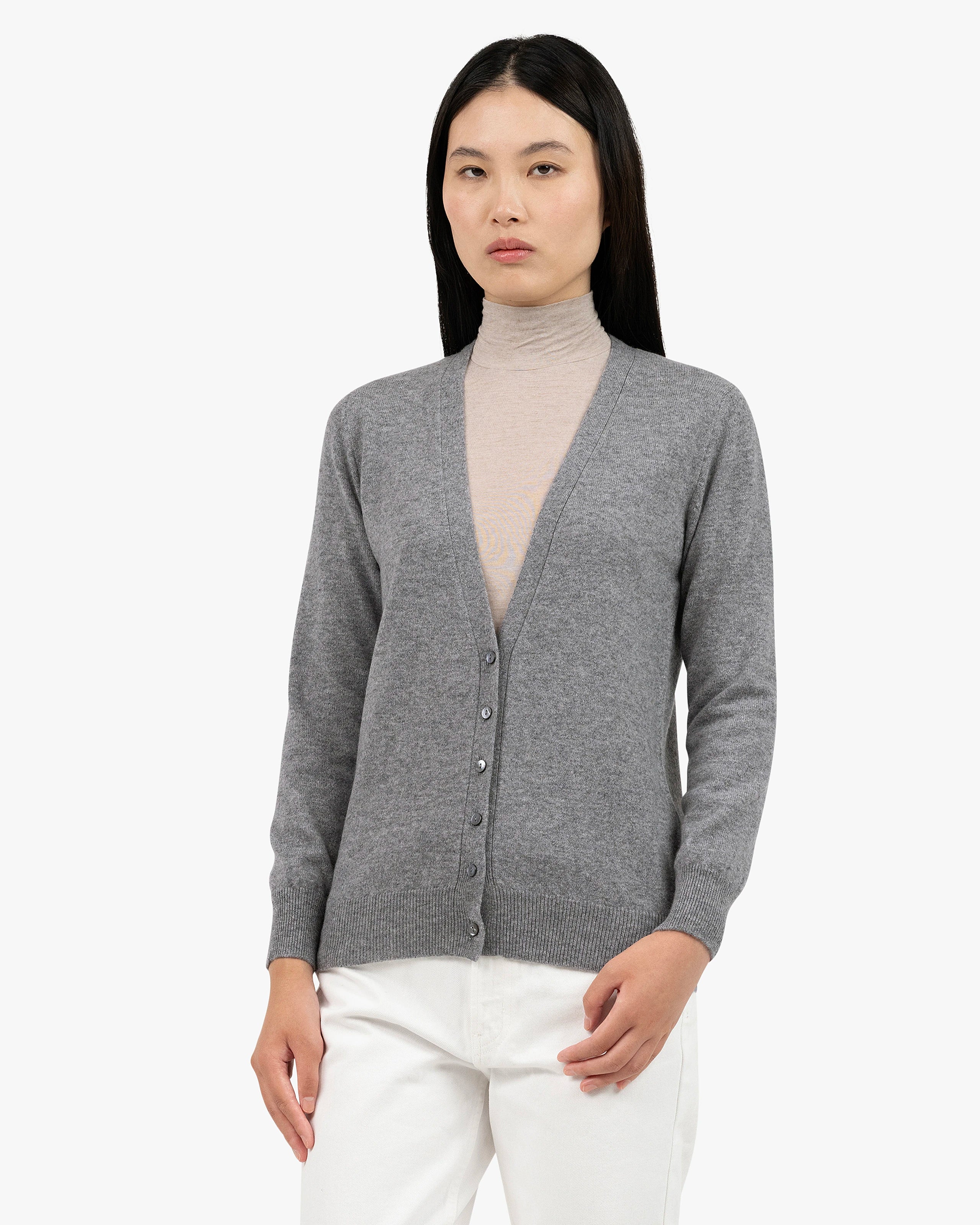 Women's Essential V-Neck Cardigan - Medium Grey Cashmere