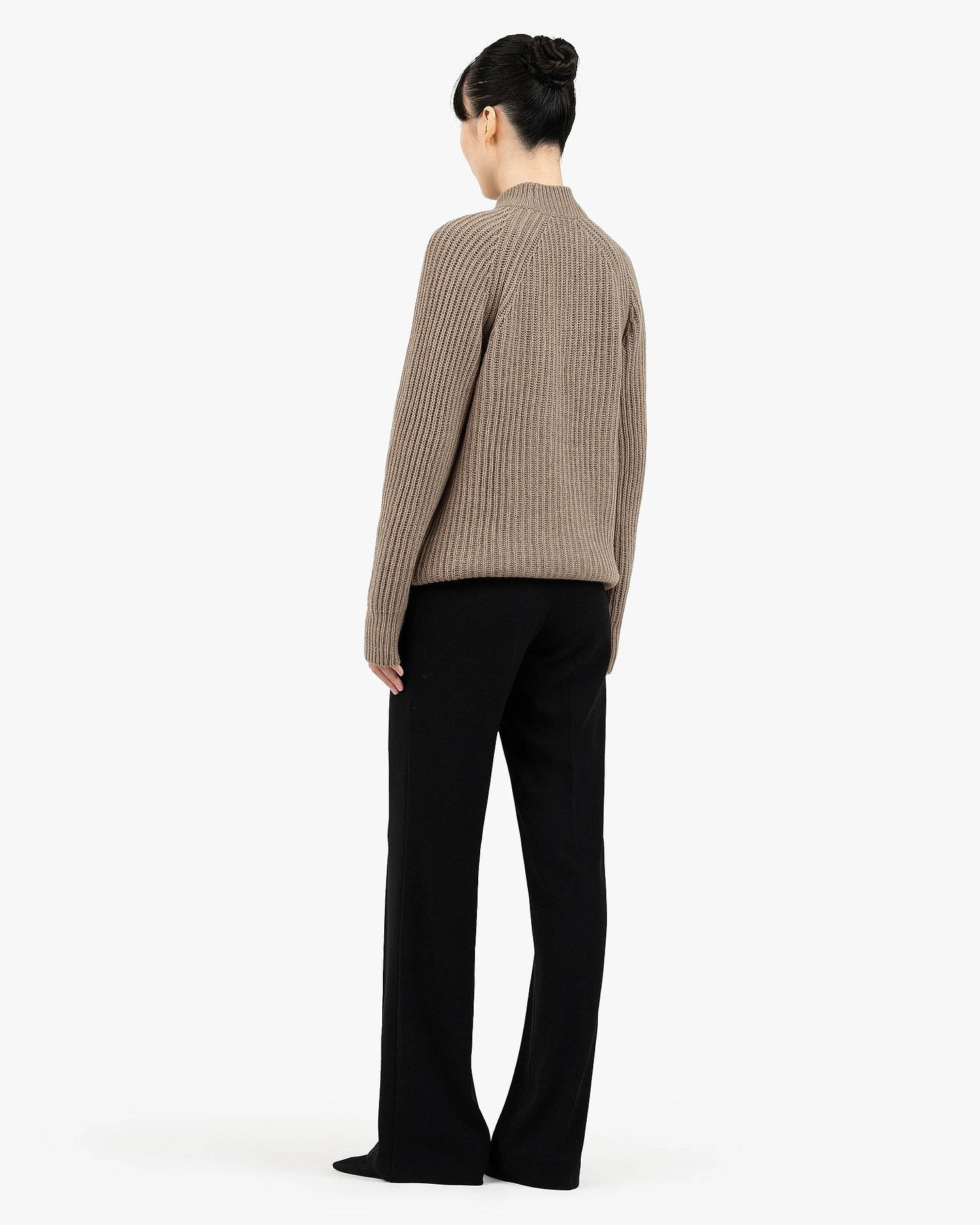 Women's Celerina Crew Neck Sweater - Taupe Cashmere