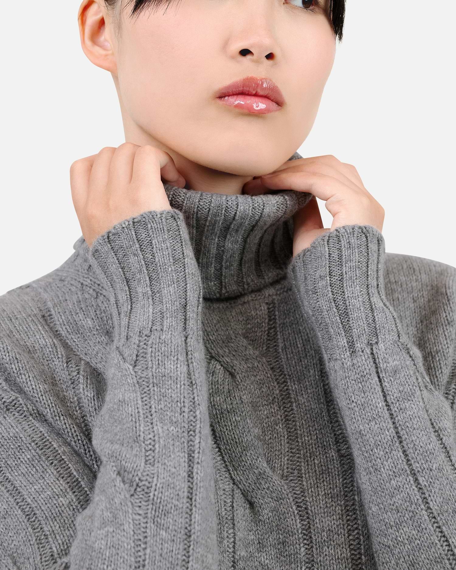 Celerina Cashmere Turtleneck Sweater - Medium Grey | MaisonCashmere Celerina Cashmere Turtleneck Sweater - Medium Grey | MaisonCashmere