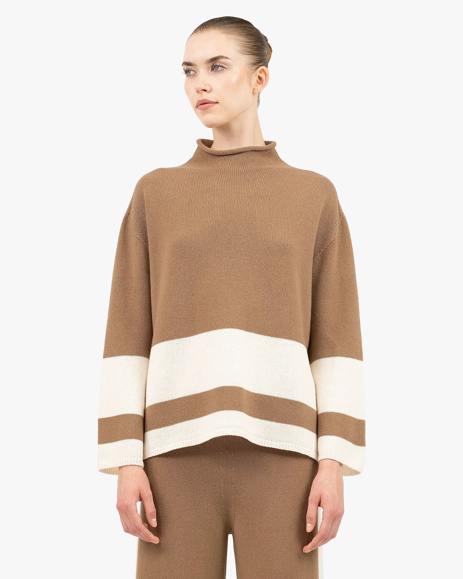 Cortona Mock Neck Sweater - Camel Cashmere