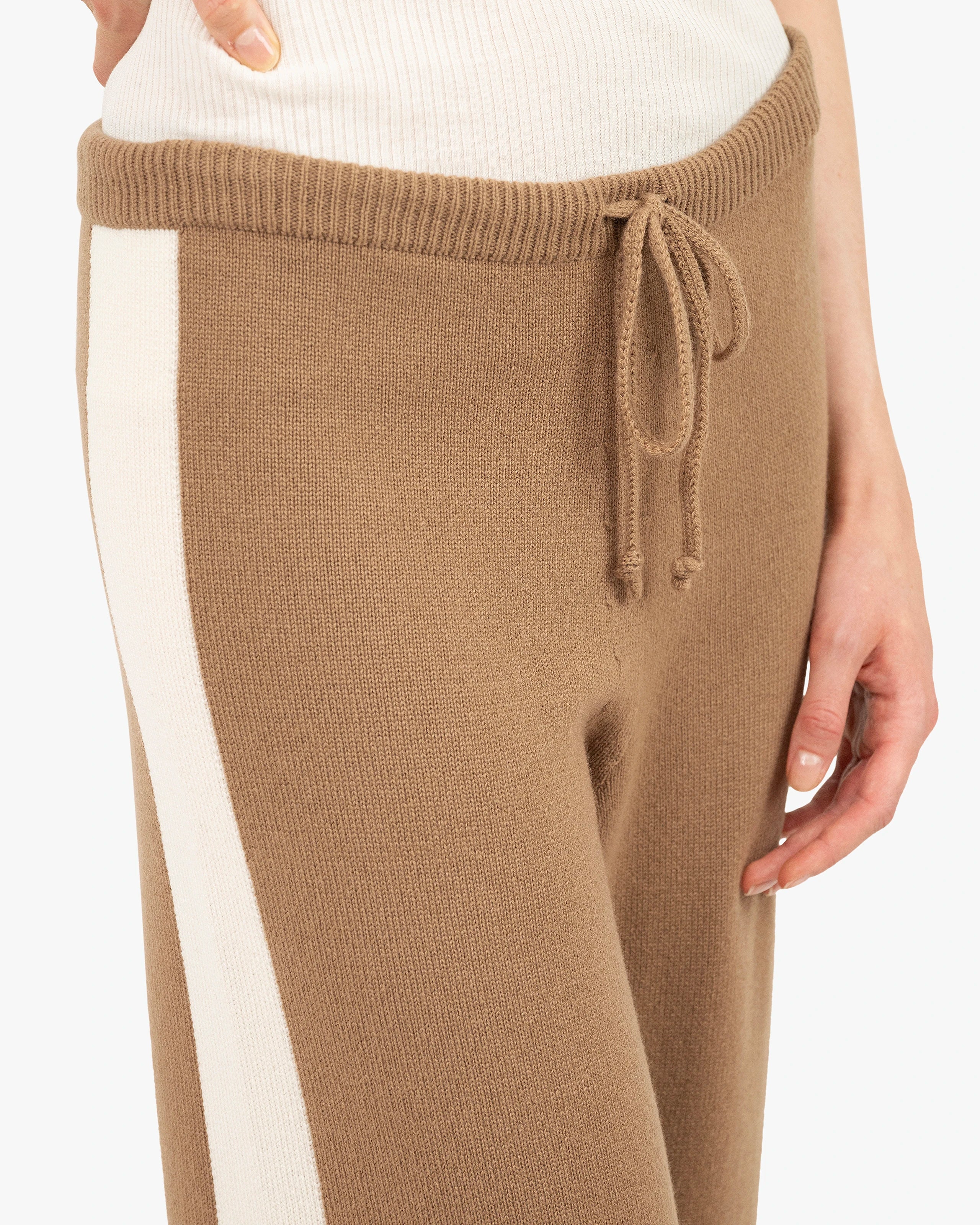 Women's Cortona Sweatpants - Camel Cashmere