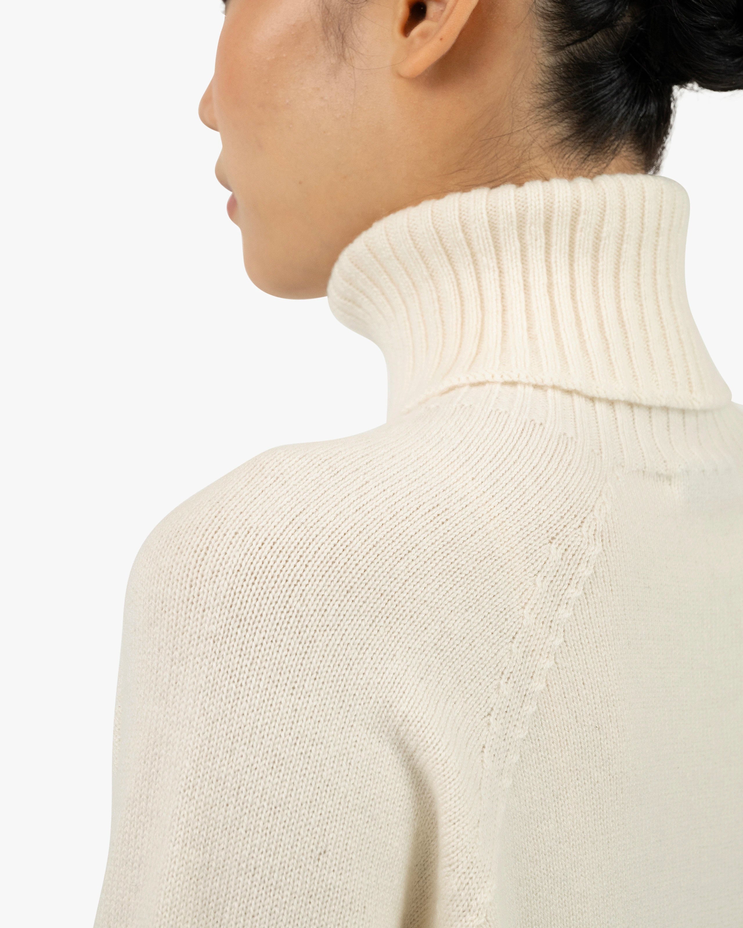 Women's Cortona Turtleneck Sweater - White Cashmere