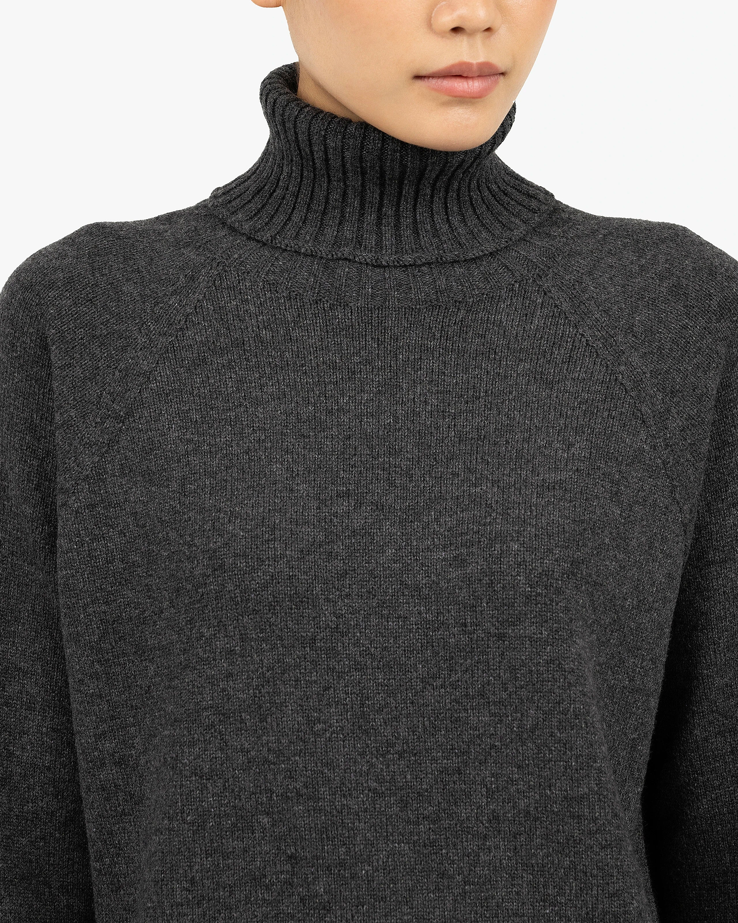 Women's Cortona Turtleneck Sweater - Charcoal Cashmere