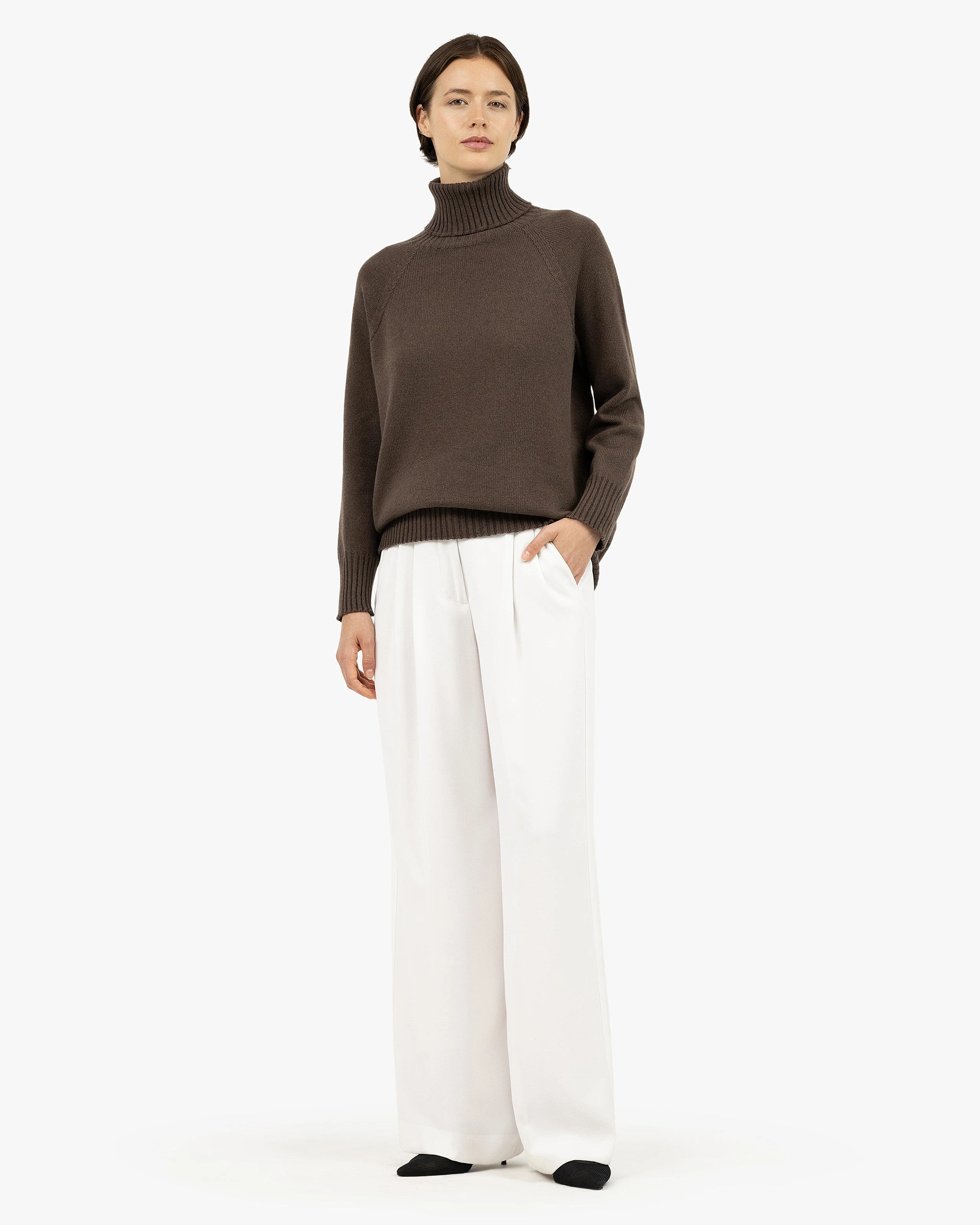 Women's Cortona Turtleneck Sweater - Brown Cashmere