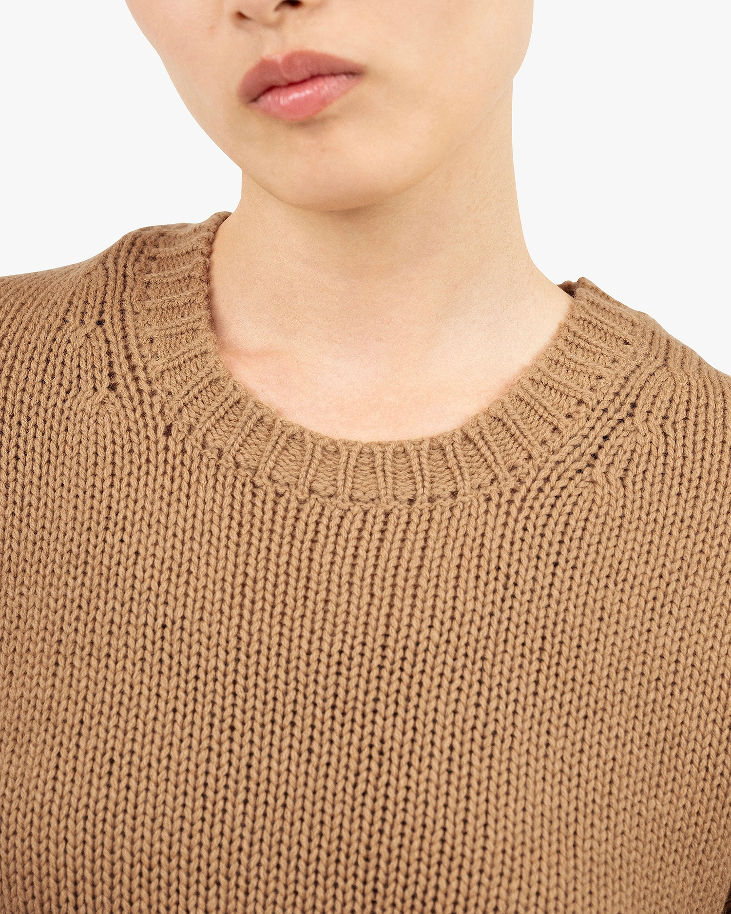 Women's Dalmar Crew Neck Sweater - Camel Merino / Cashmere