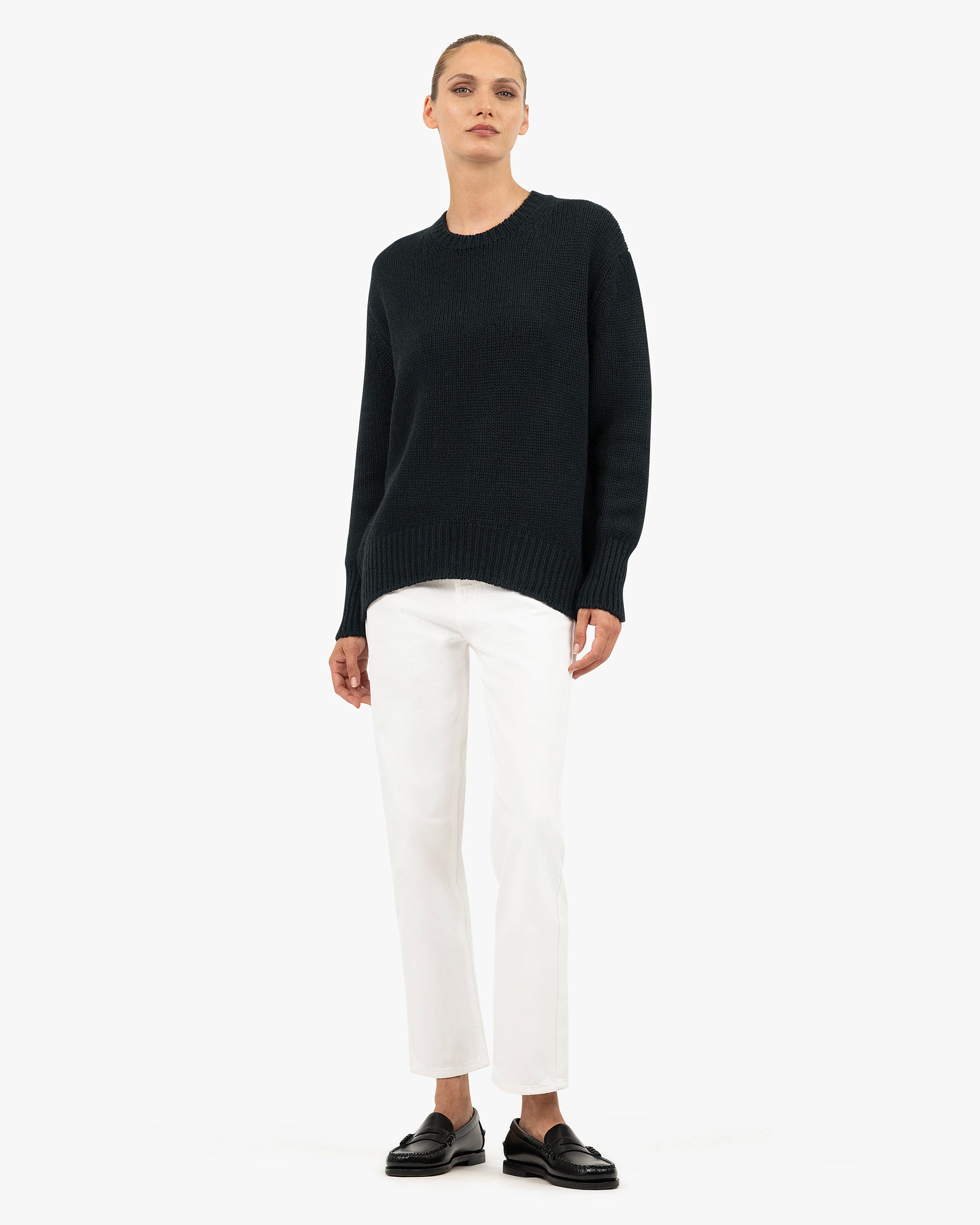 Women's Dalmar Crew Neck Sweater - Black Merino / Cashmere