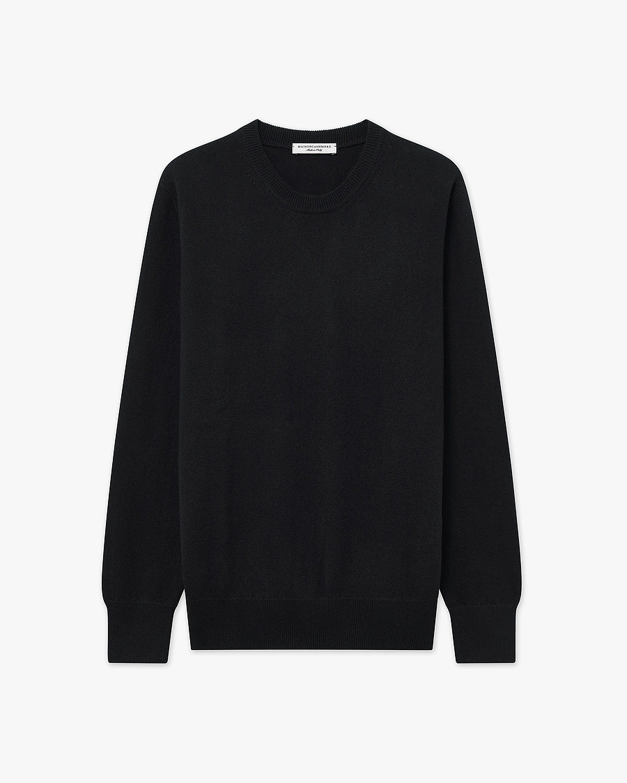 Essential Boyfriend Sweater - Black Cashmere