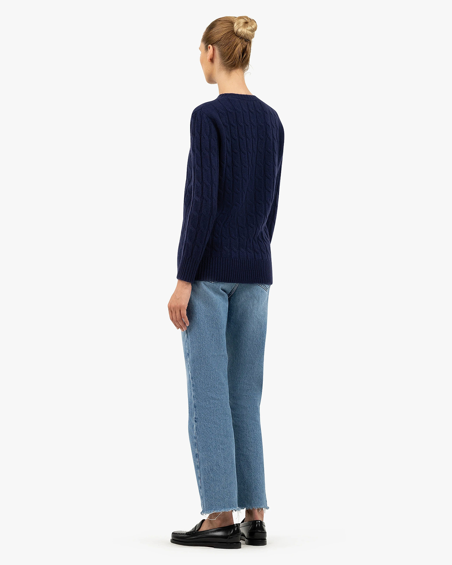 Essential Cable Knit Sweater - Blue Cashmere