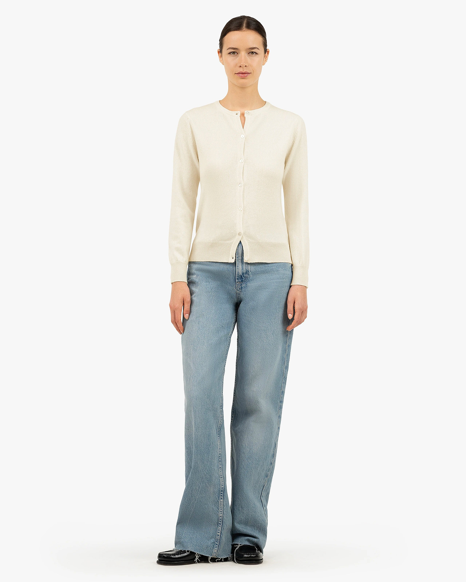 Essential Crew Neck Cardigan - White Cashmere