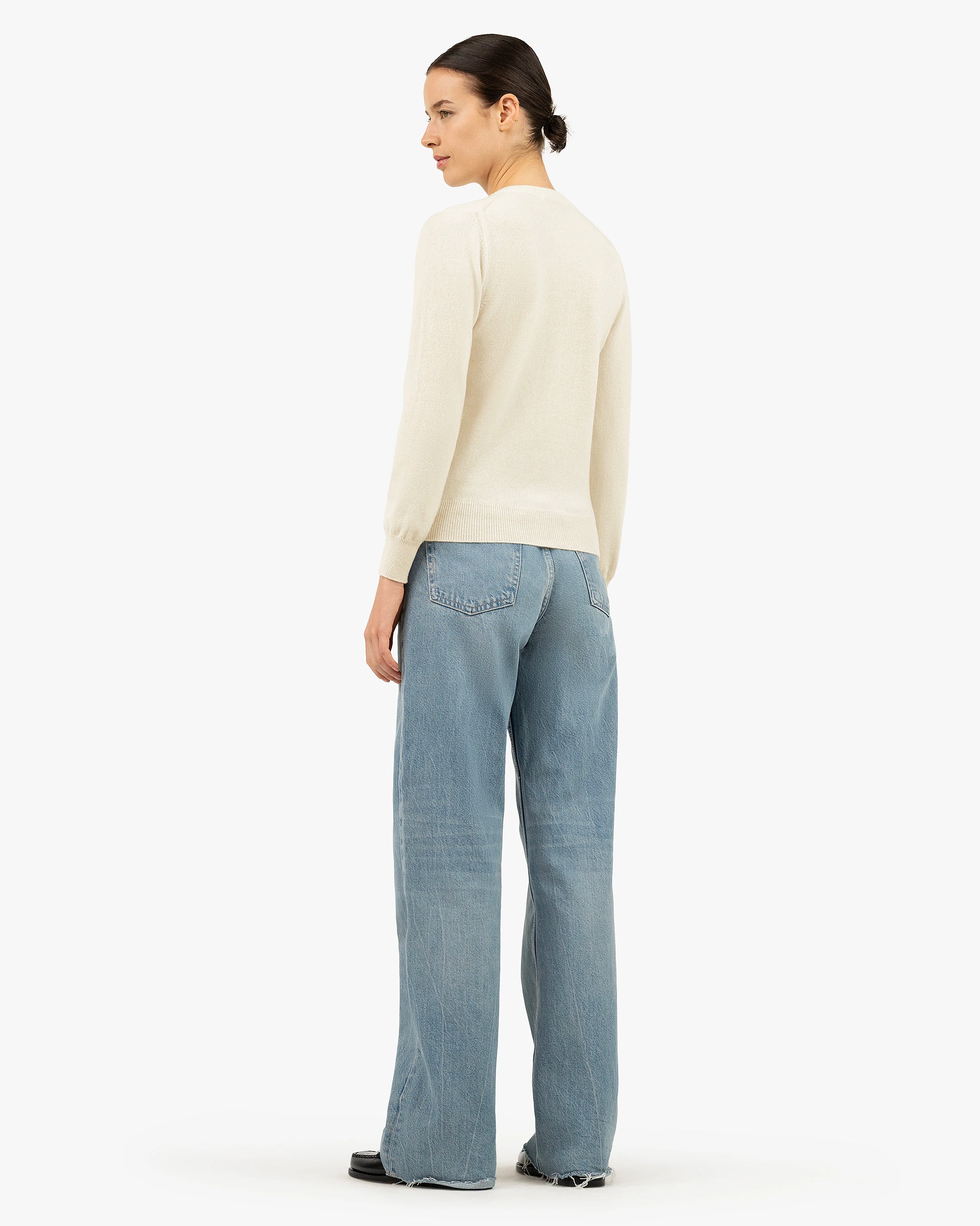 Essential Crew Neck Cardigan - White Cashmere