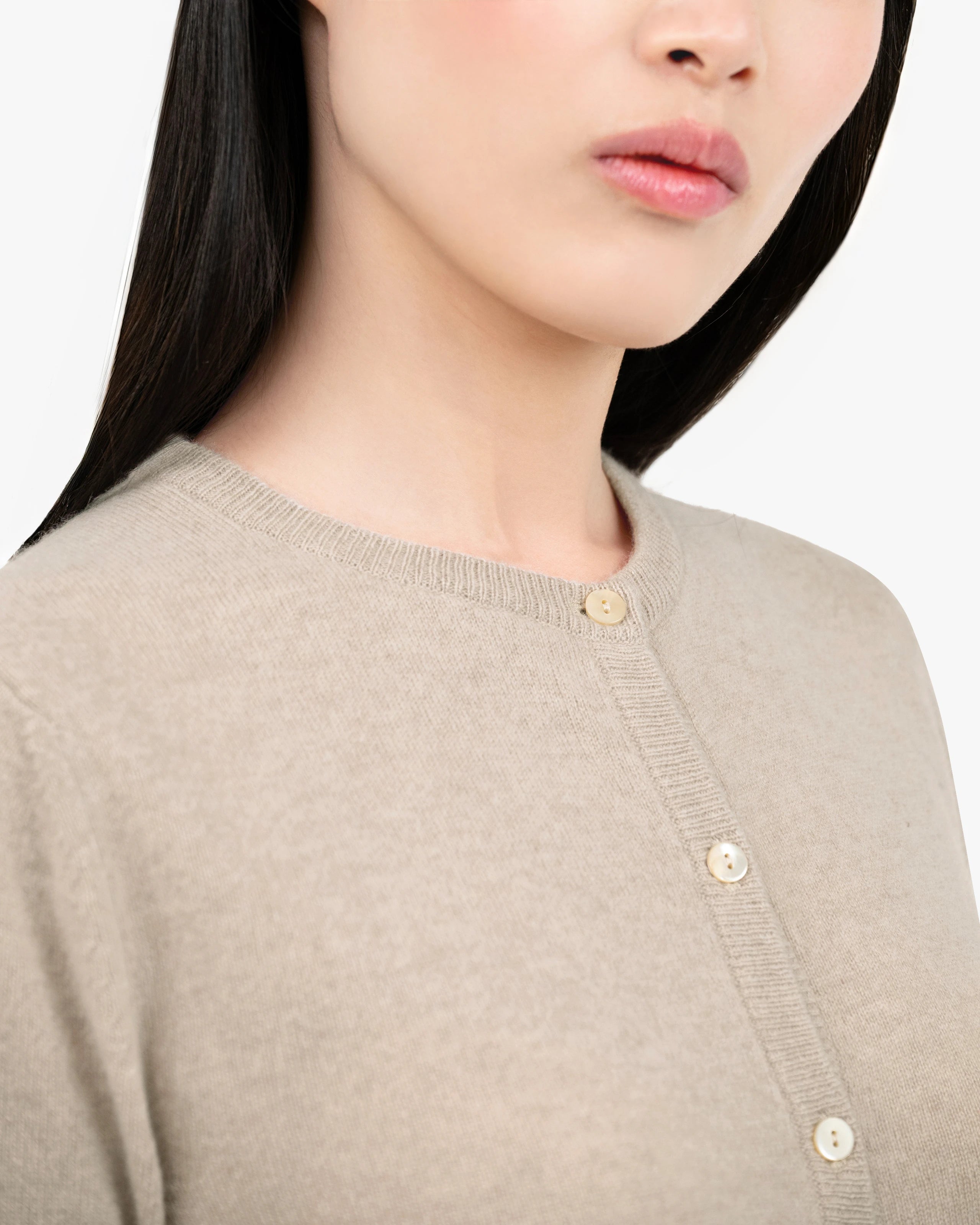 Women's Essential Cashmere Crew Neck Cardigan - Beige | MaisonCashmere