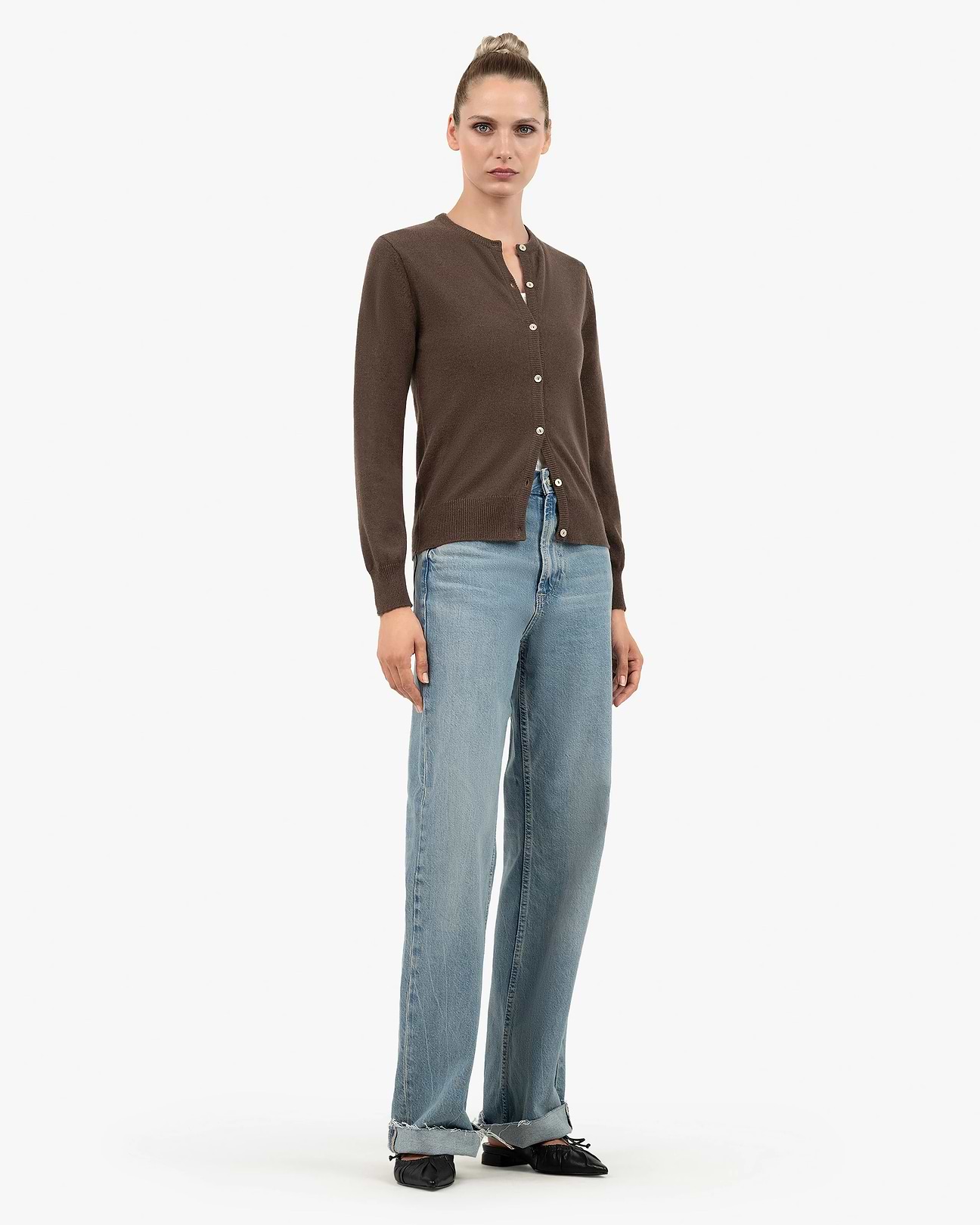 womens-essential-cashmere-crew