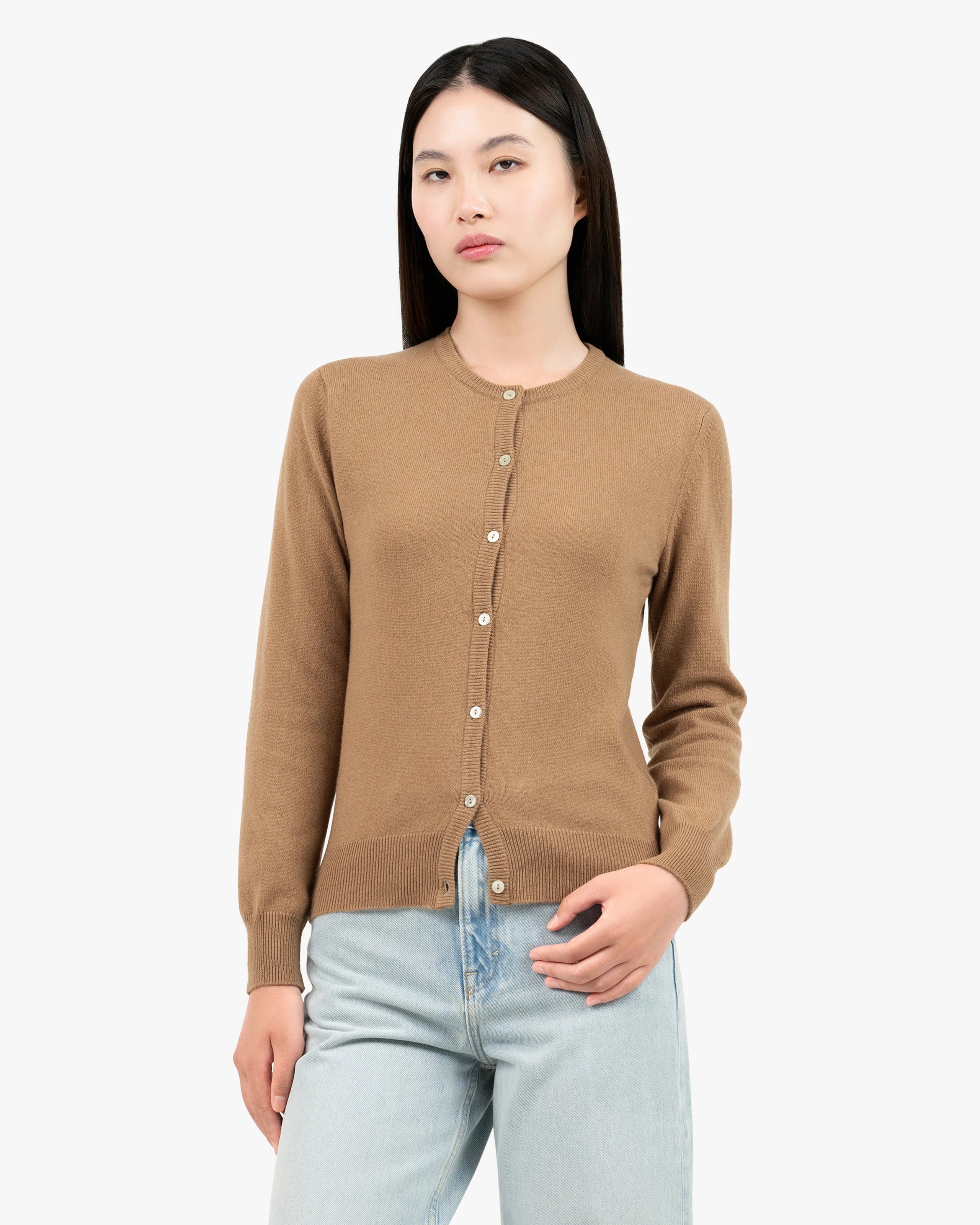 Women's Essential Cashmere Crew Neck Cardigan - Camel | MaisonCashmere