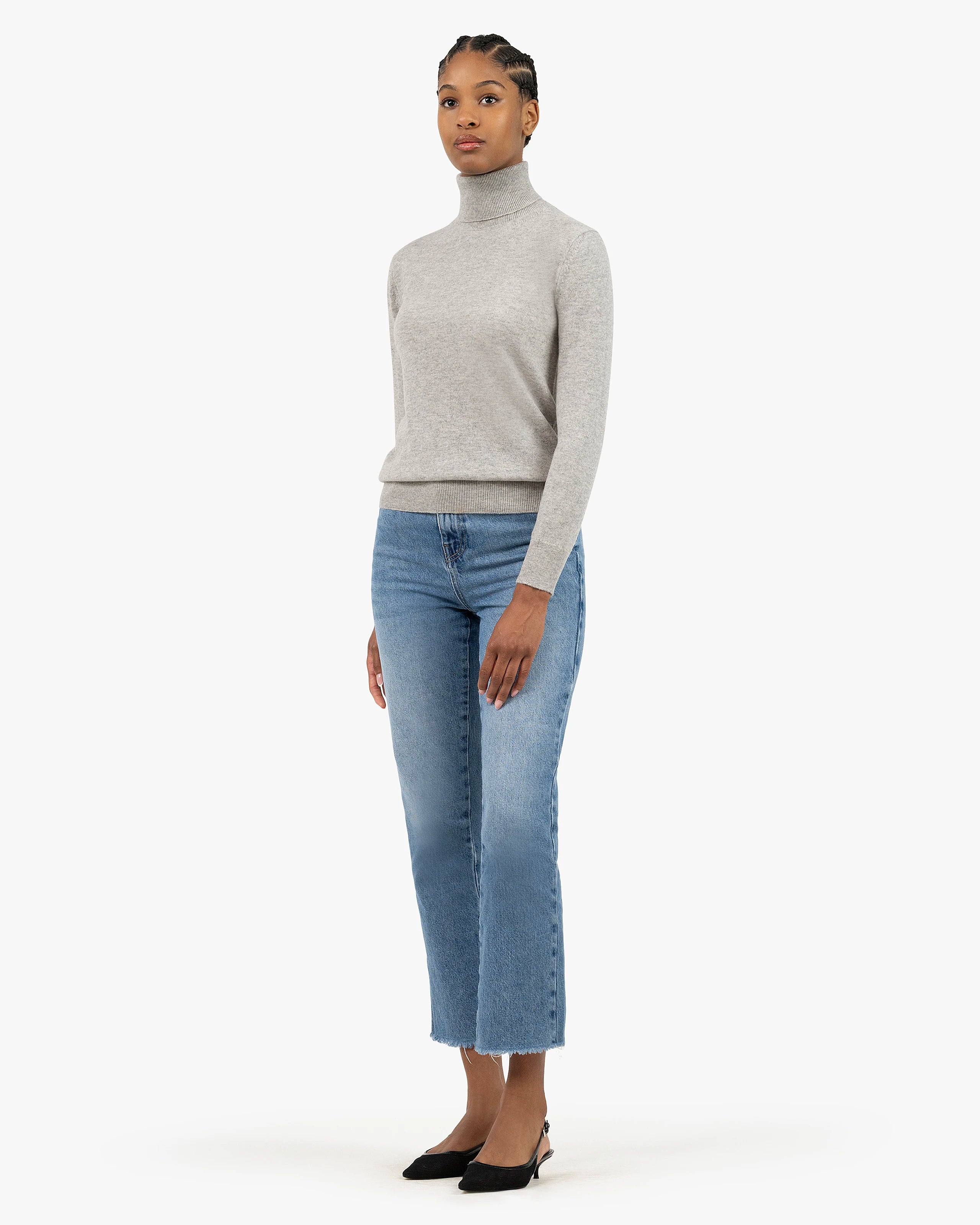 Women's Essential Turtleneck Sweater - Light Grey Cashmere