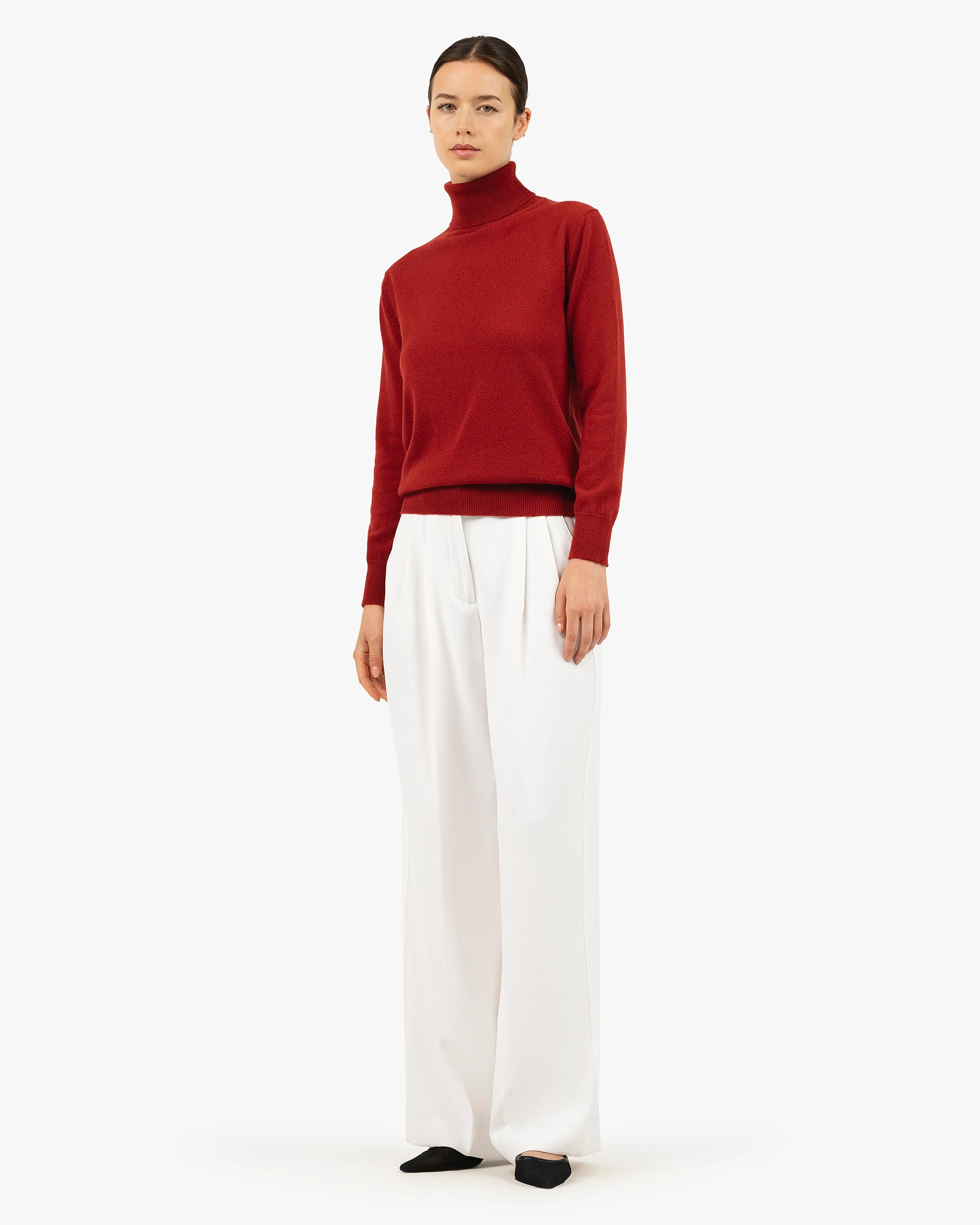 Women's Essential Turtleneck Sweater - Red Cashmere