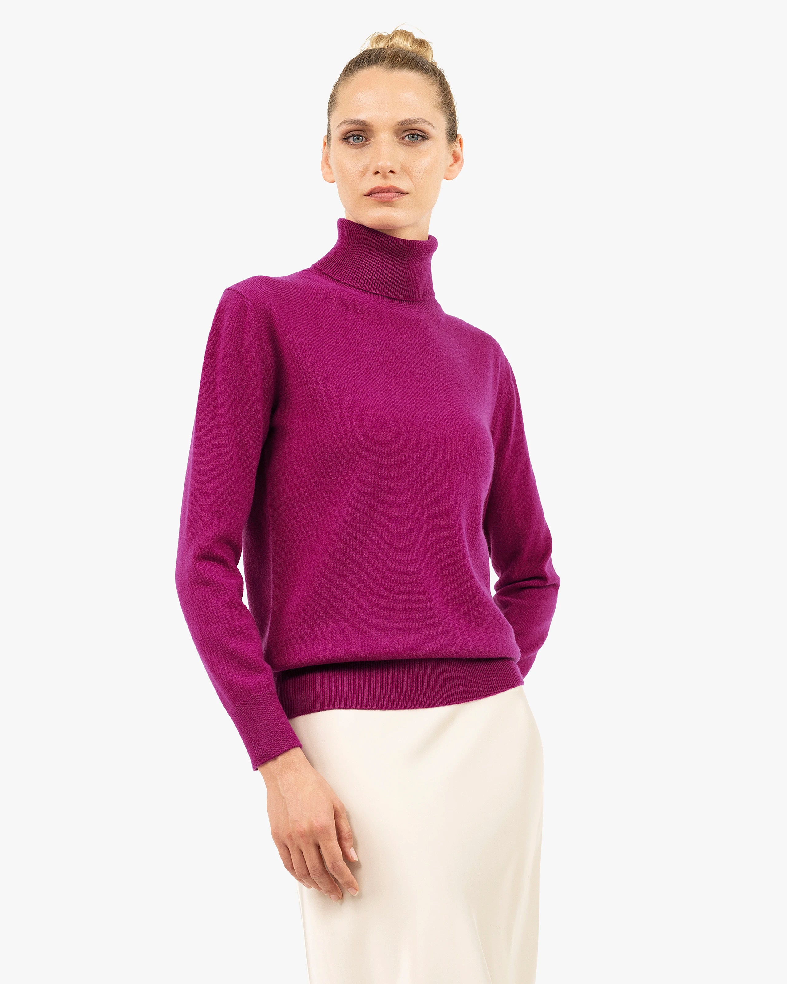 Women's Essential Turtleneck Sweater - Magenta Cashmere
