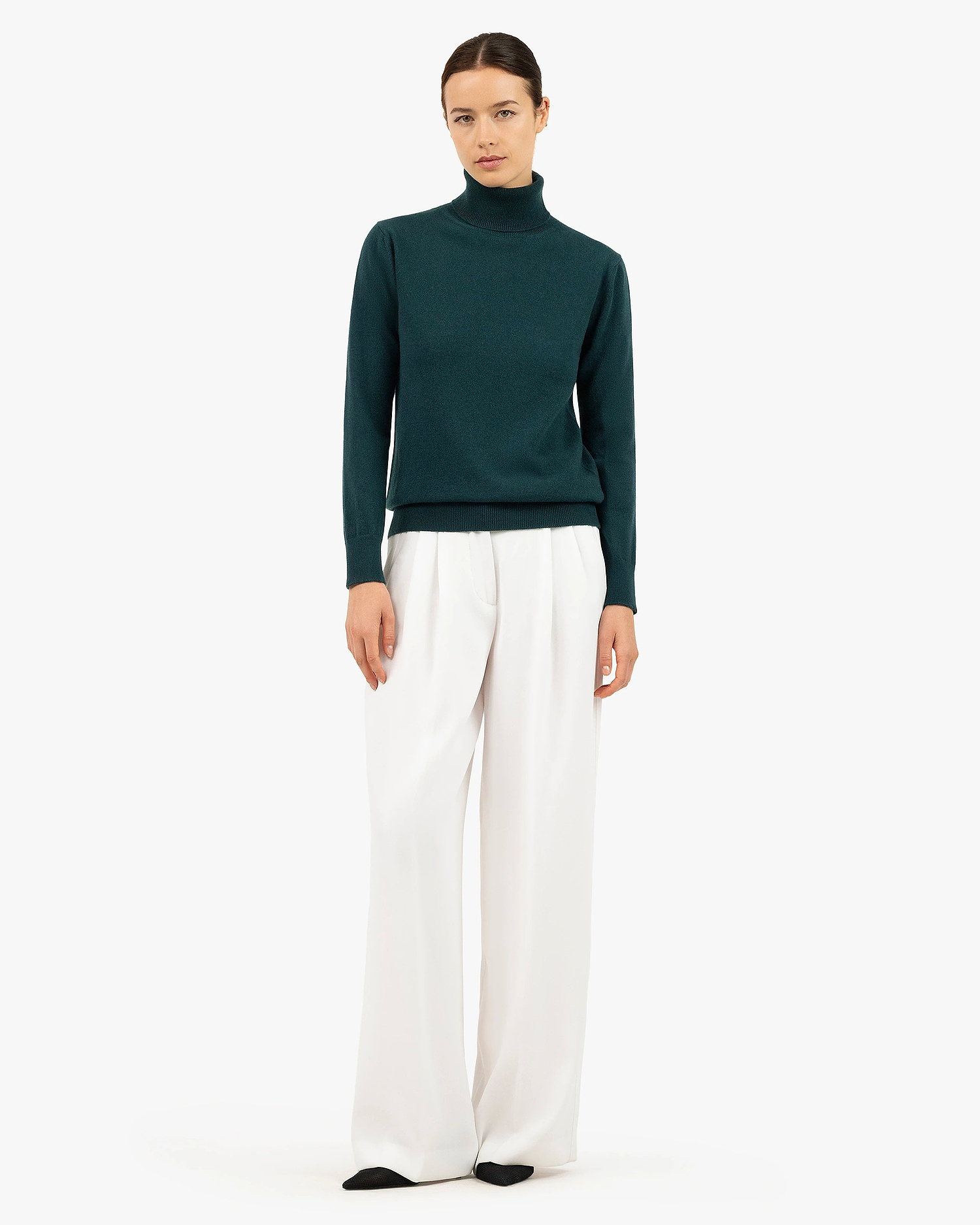 Women's Essential Turtleneck Sweater - Green Cashmere