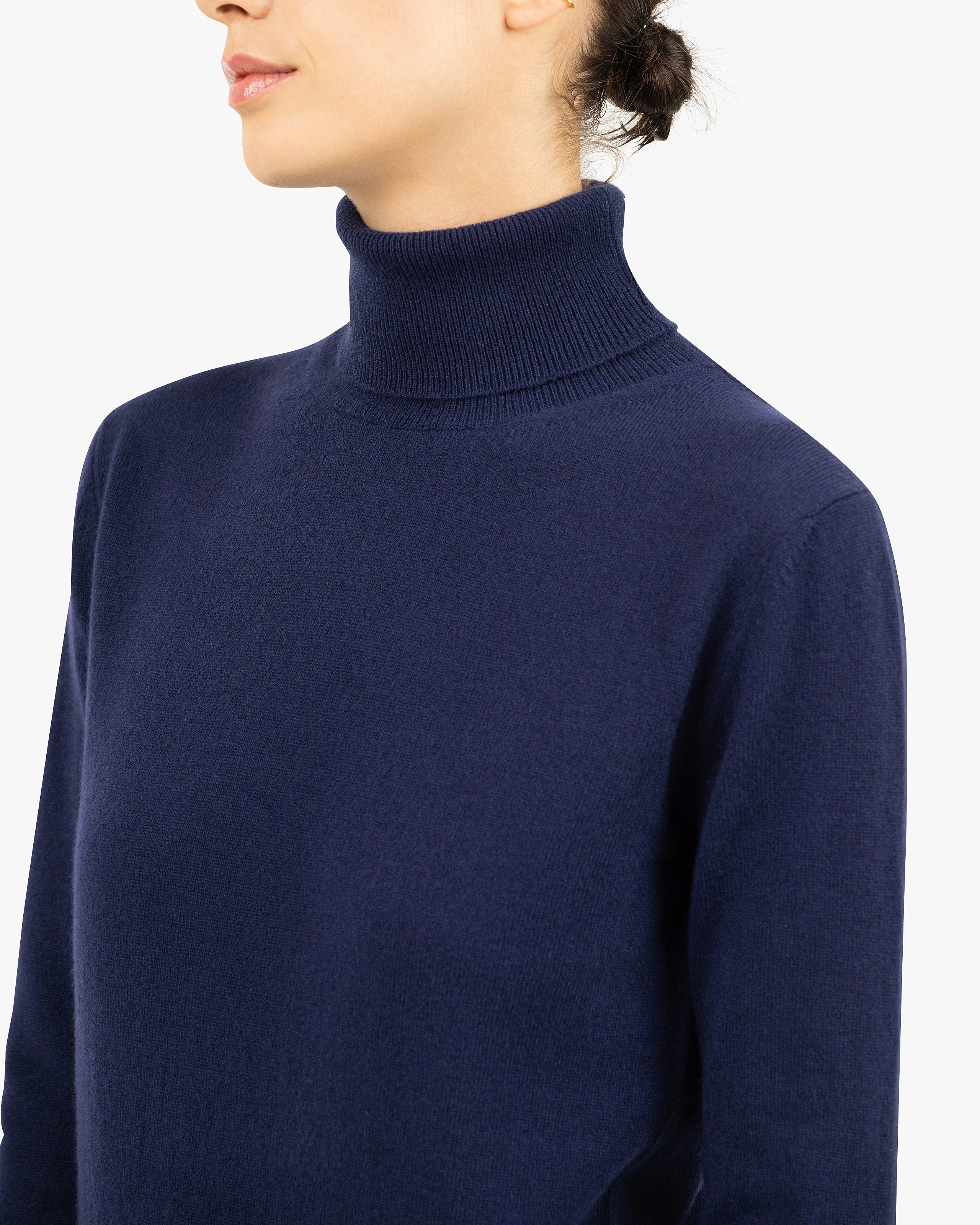 Women's Essential Turtleneck Sweater - Blue Cashmere