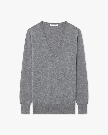 Women's Essential V-Neck Sweater - Medium Grey Cashmere