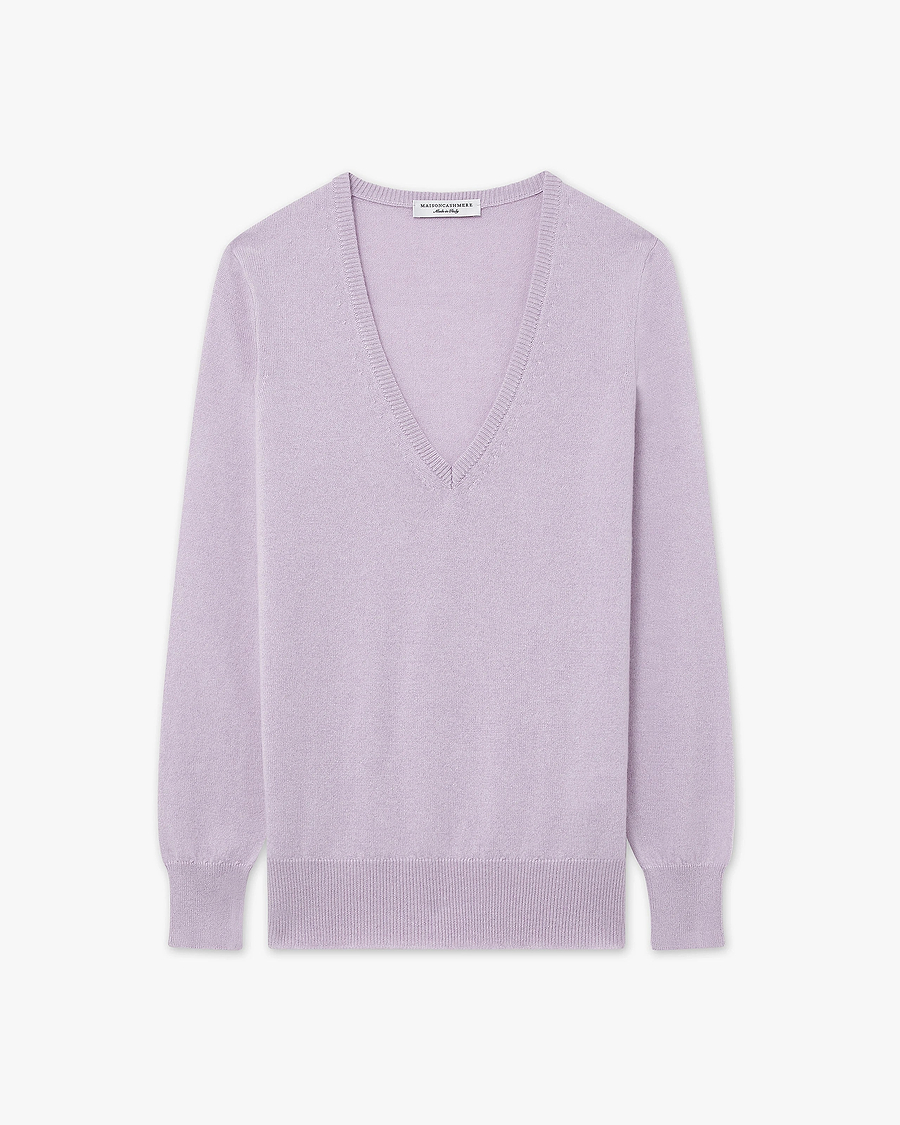 Women's Essential V-Neck Sweater - Lilac Cashmere