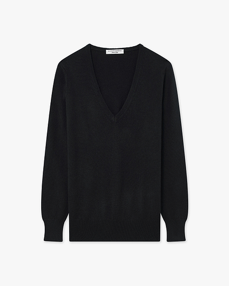 Women's Essential V-Neck Sweater - Black Cashmere