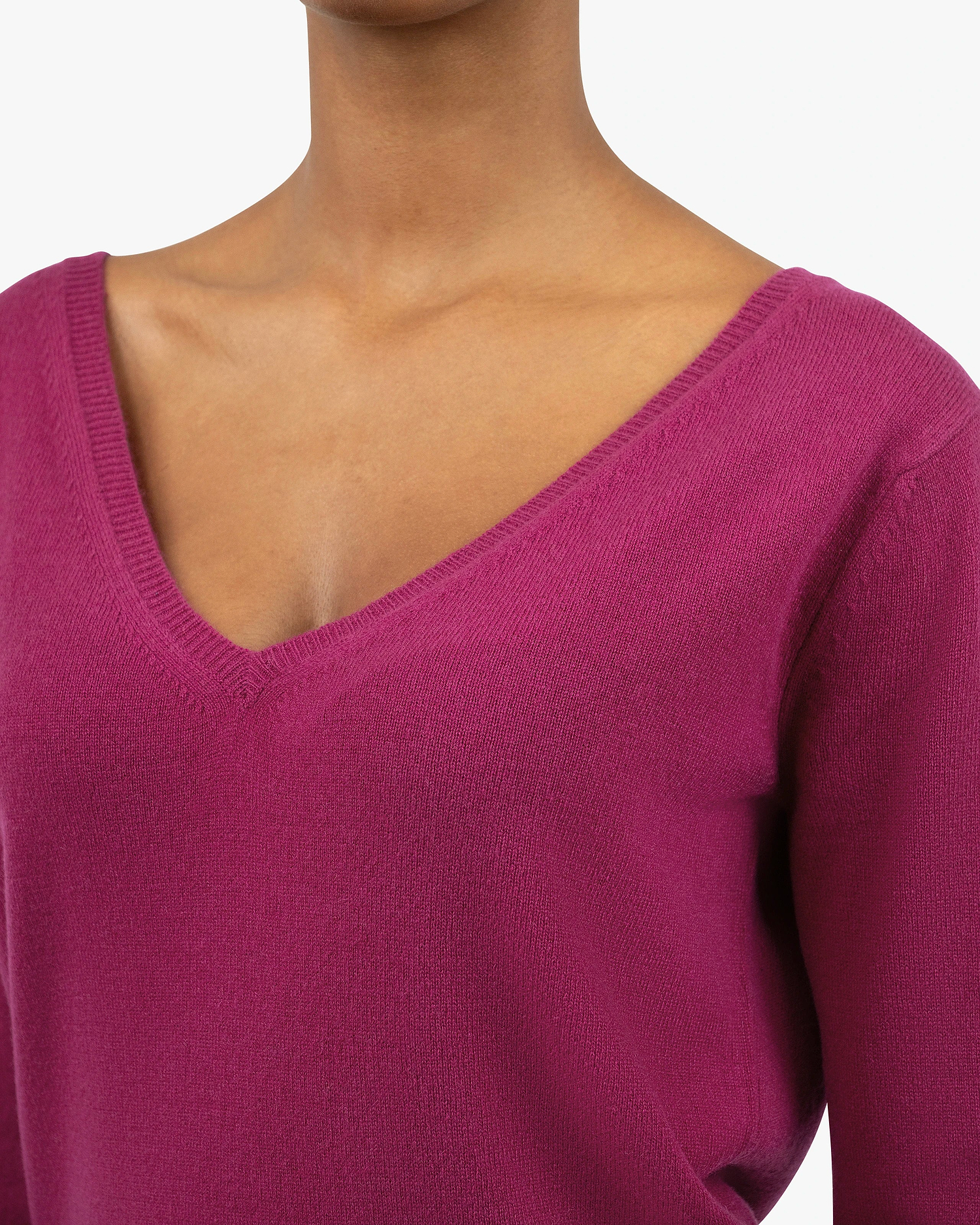 Essential Wide V-Neck Sweater - Magenta Cashmere