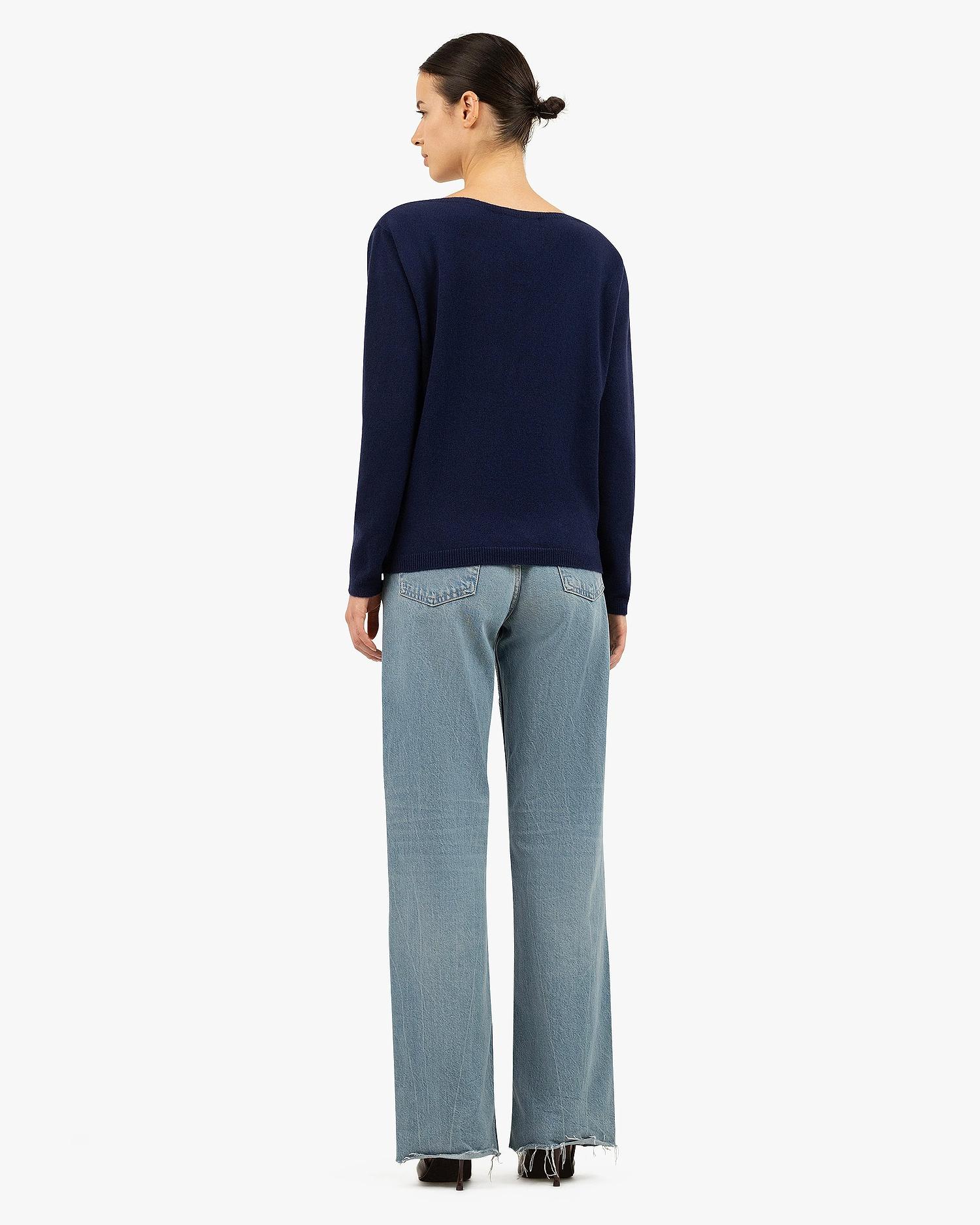 Essential Wide V-Neck Sweater - Blue Cashmere