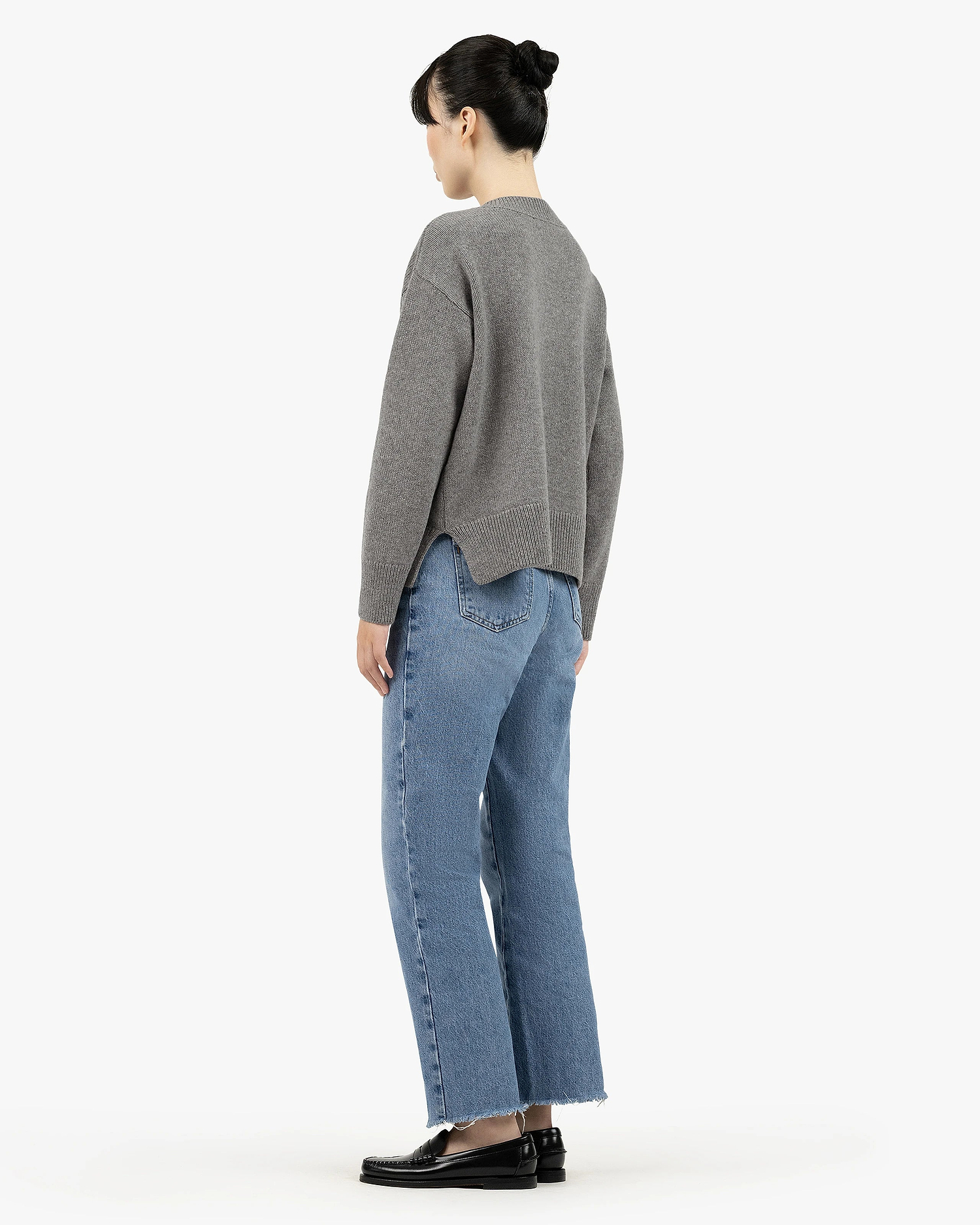 Women's Funes V-Neck Sweater - Grey Merino