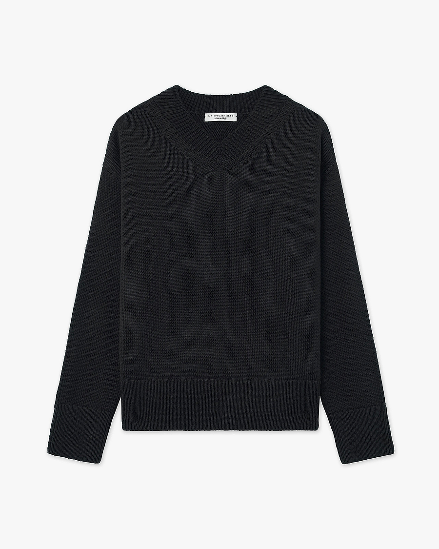 Women's Funes V-Neck Sweater - Black Merino