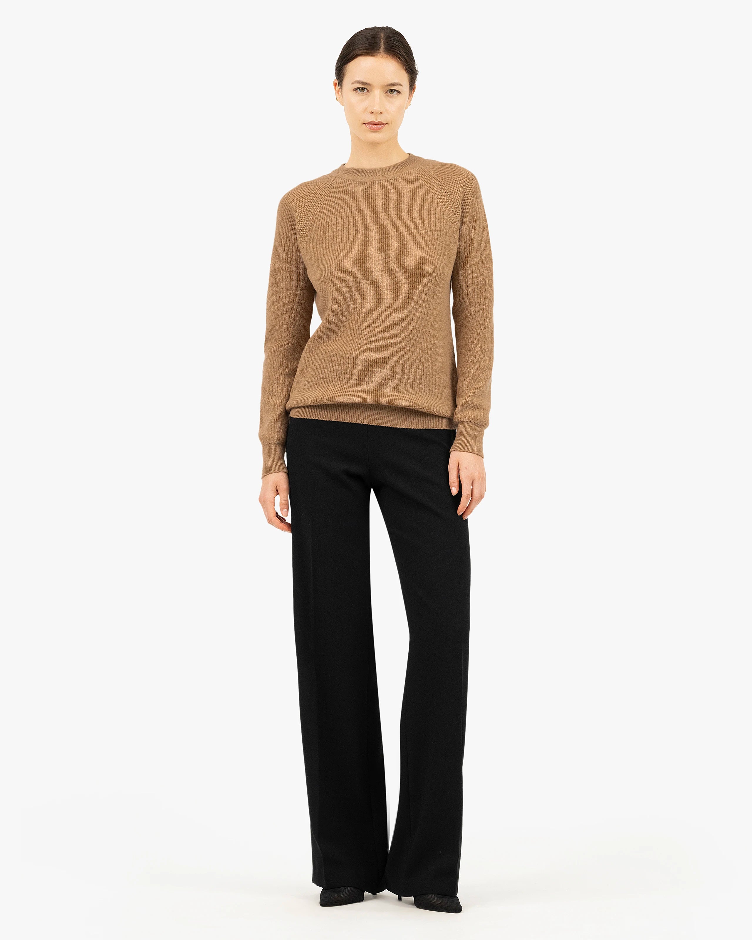 Women's Garisenda Crew Neck Sweater - Camel Merino / Cashmere