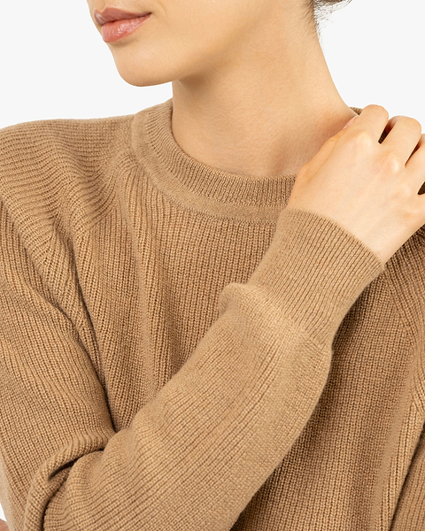 Women's Garisenda Crew Neck Sweater - Camel Merino / Cashmere