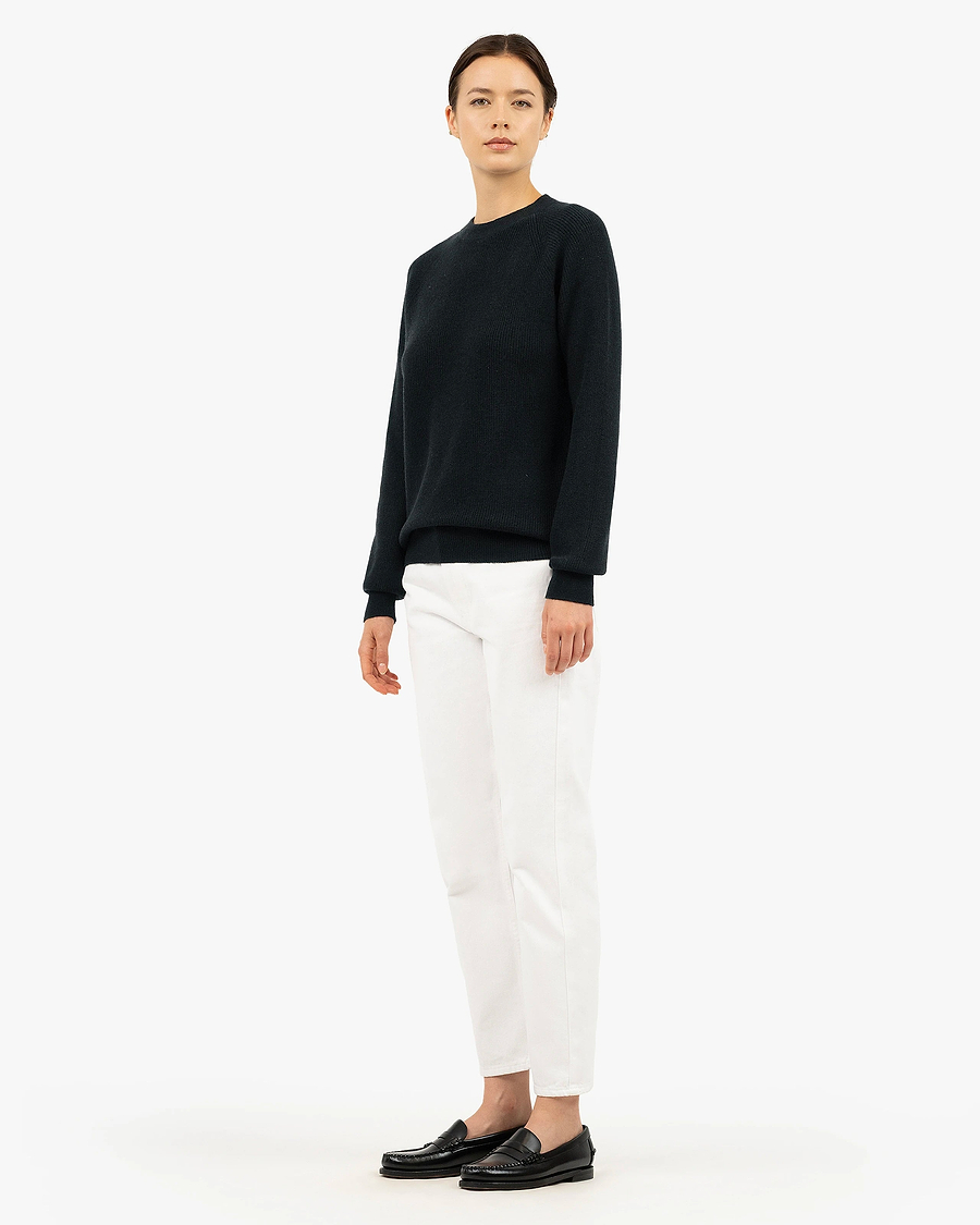 Women's Garisenda Crew Neck Sweater - Black Merino / Cashmere
