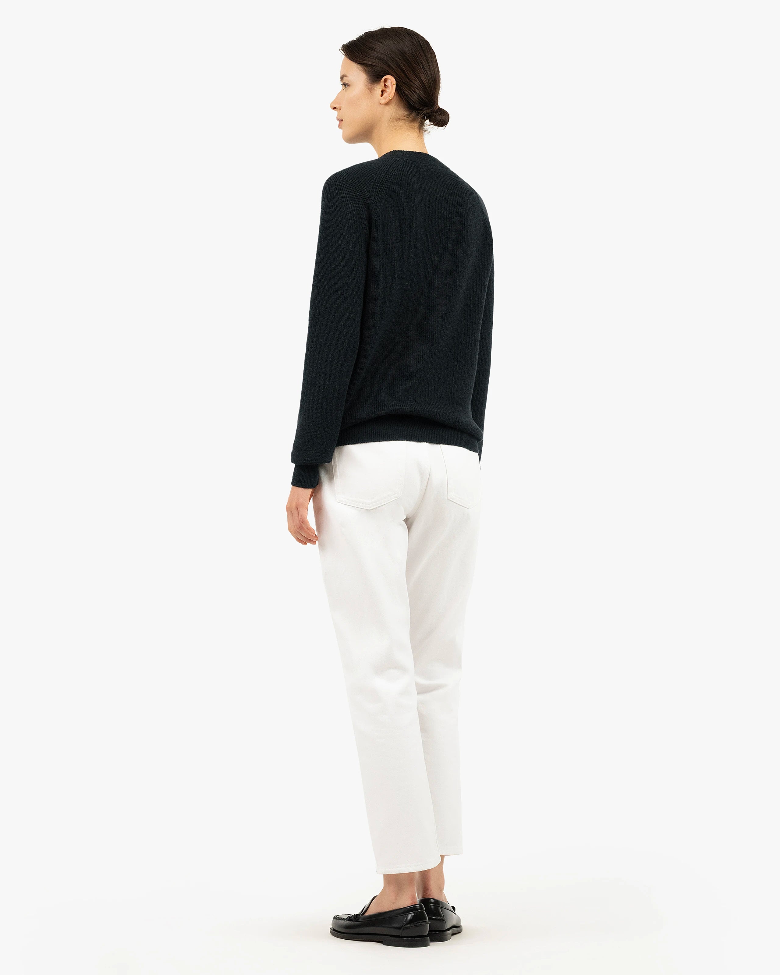 Women's Garisenda Crew Neck Sweater - Black Merino / Cashmere