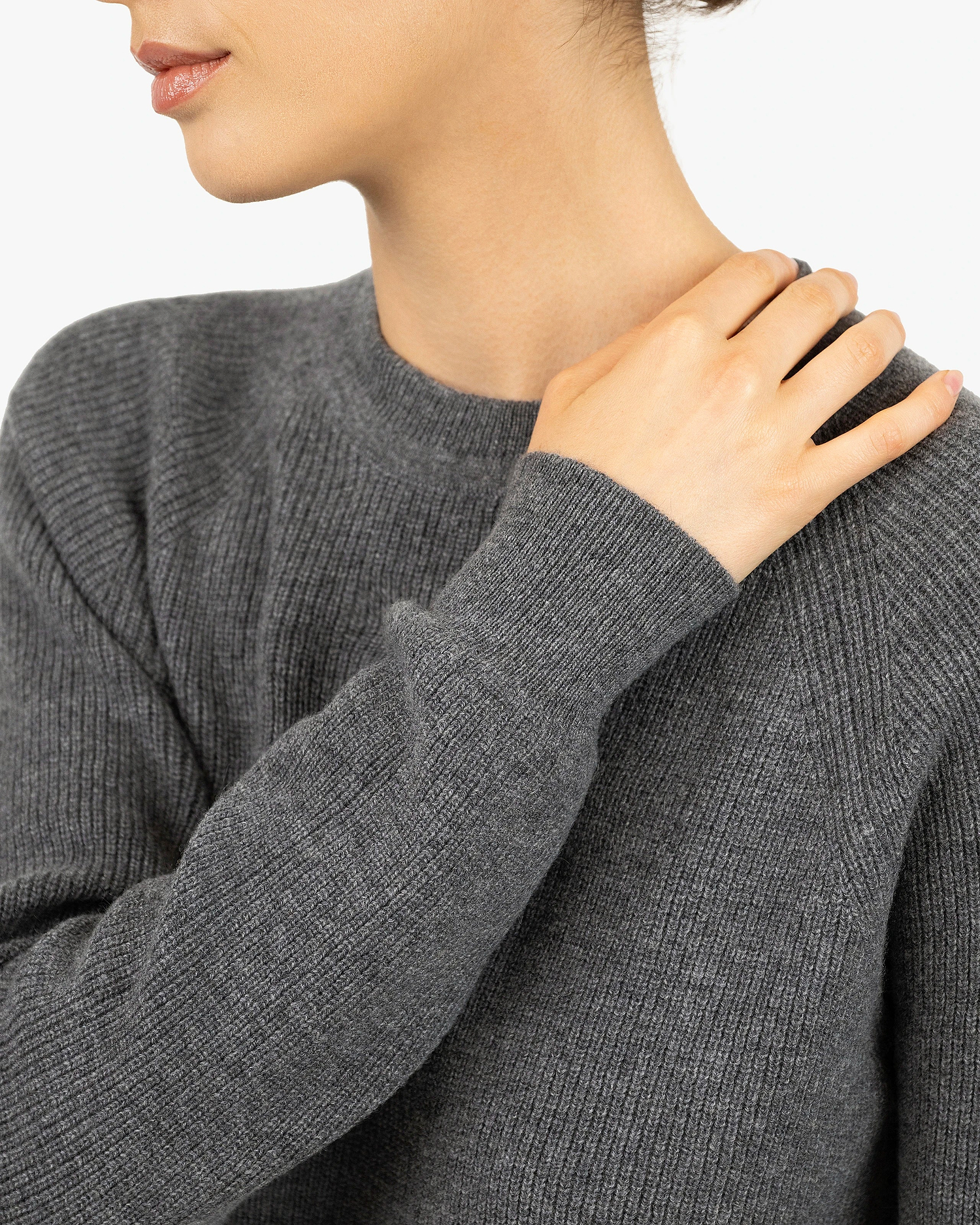 Women's Garisenda Crew Neck Sweater - Medium Grey Merino / Cashmere