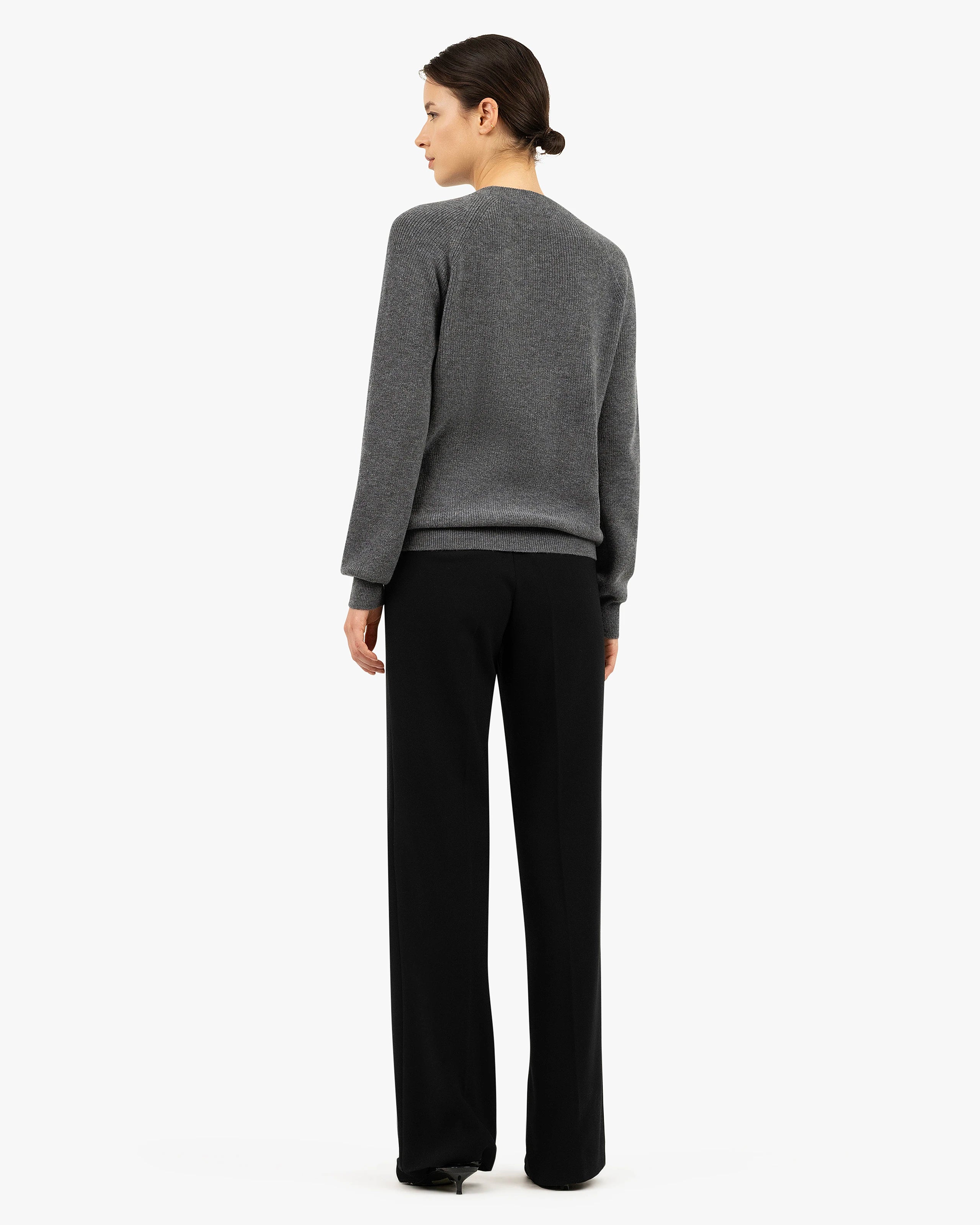 Women's Garisenda Crew Neck Sweater - Medium Grey Merino / Cashmere