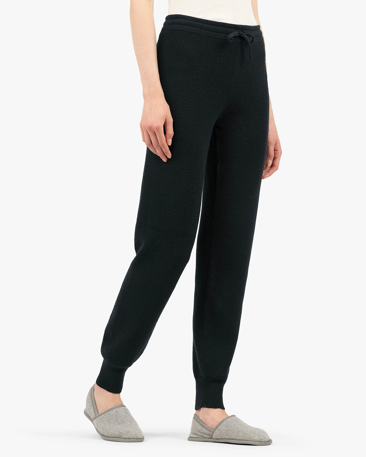 Women's Garisenda Joggers - Black Merino / Cashmere