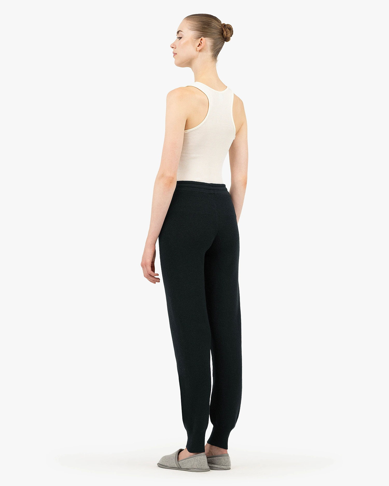 Women's Garisenda Joggers - Black Merino / Cashmere