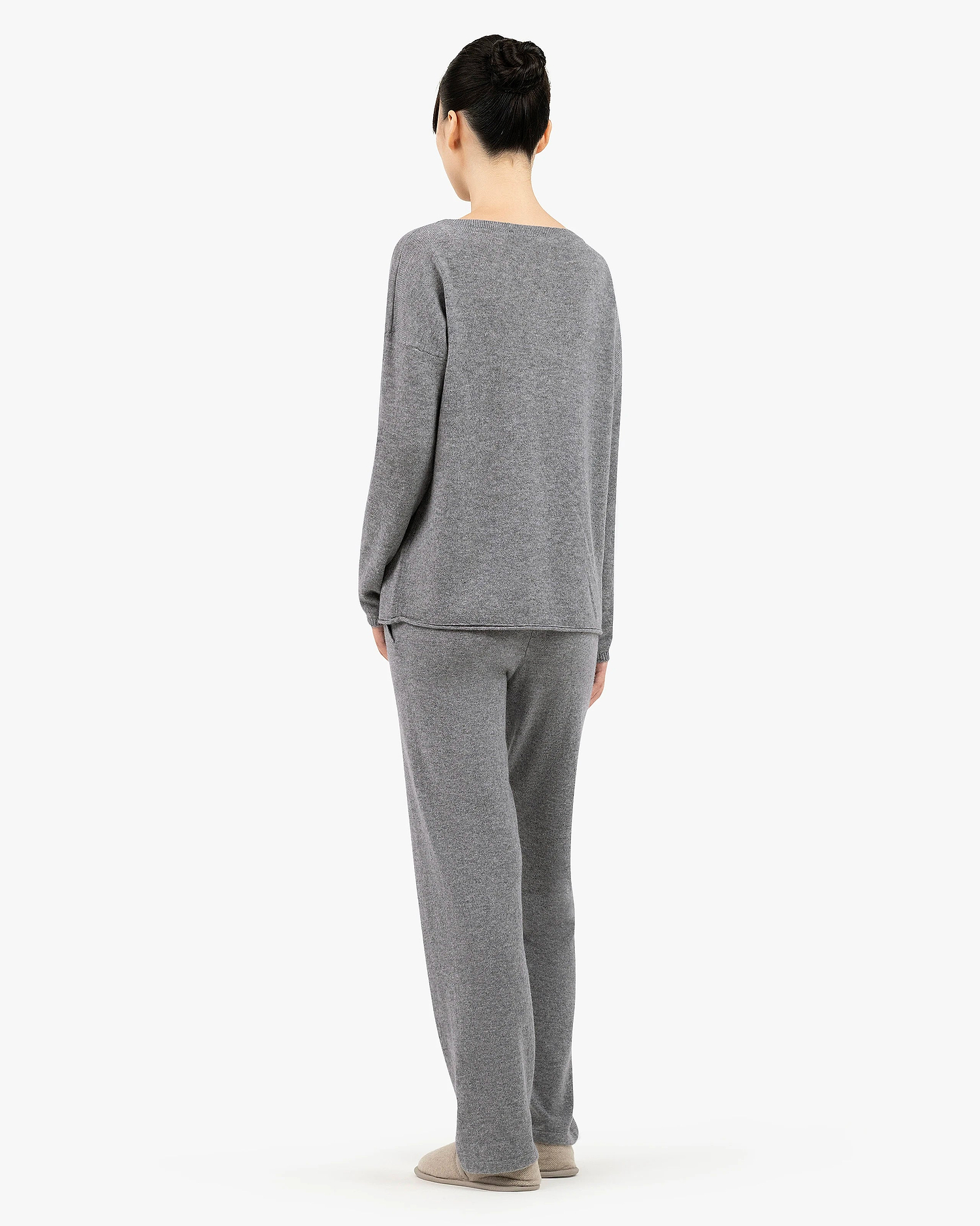 Lightness Crew Neck Sweater - Medium Grey Cashmere