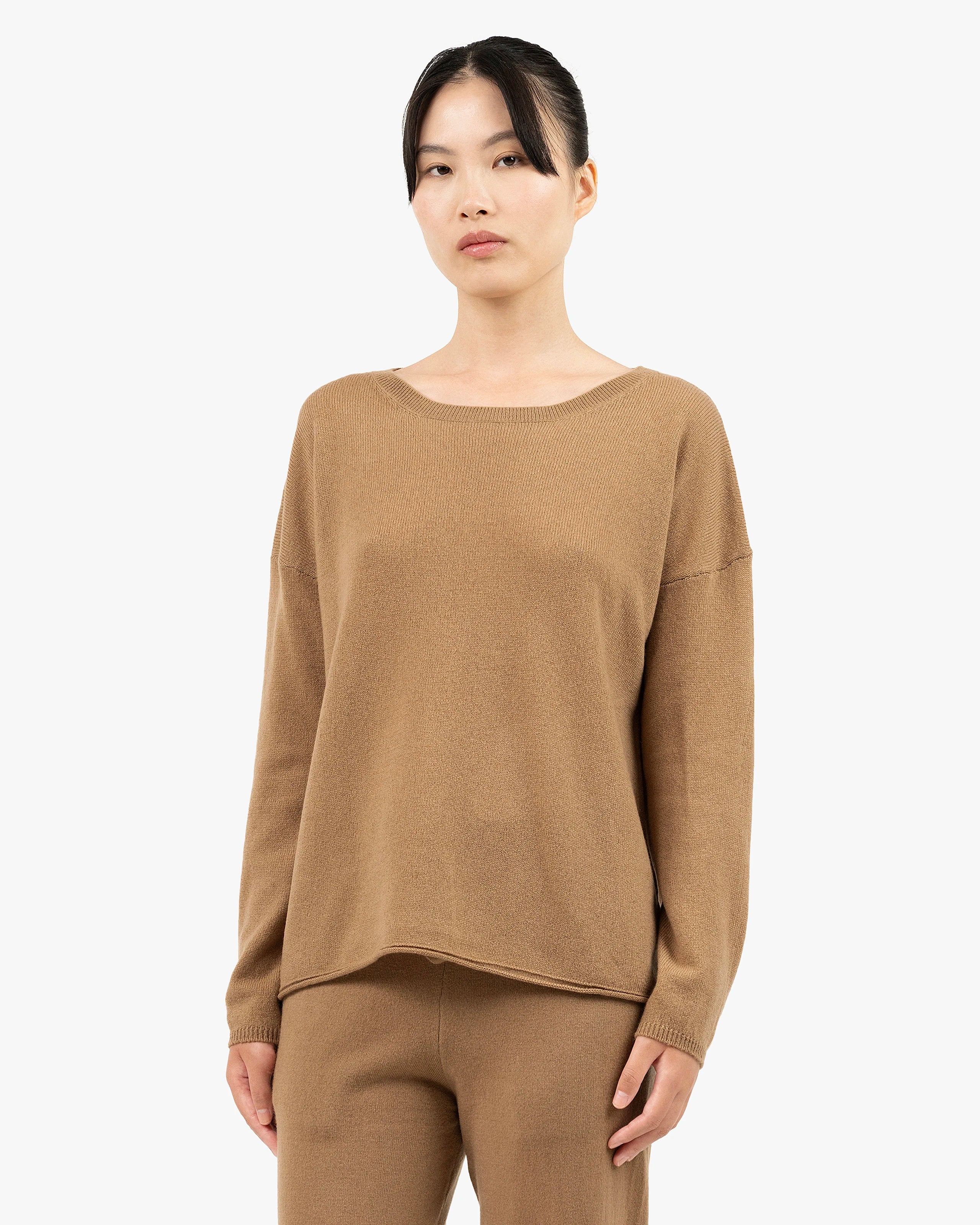 Lightness Crew Neck Sweater - Camel Cashmere