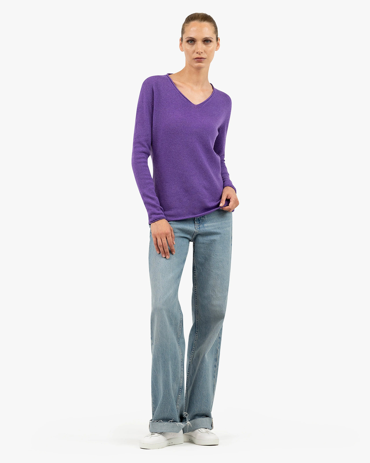 Lightness V-Neck Sweater - Purple Cashmere