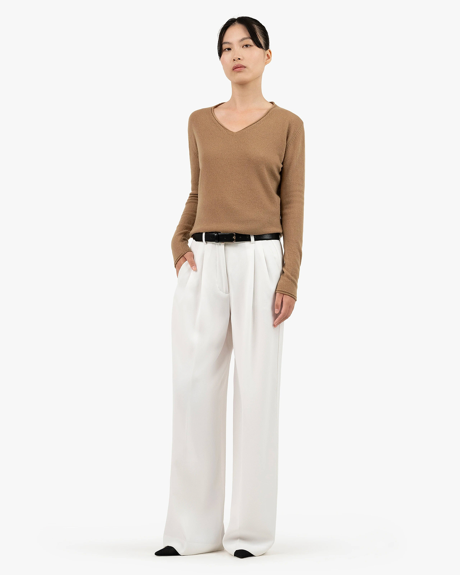 Lightness V-Neck Sweater - Camel Cashmere