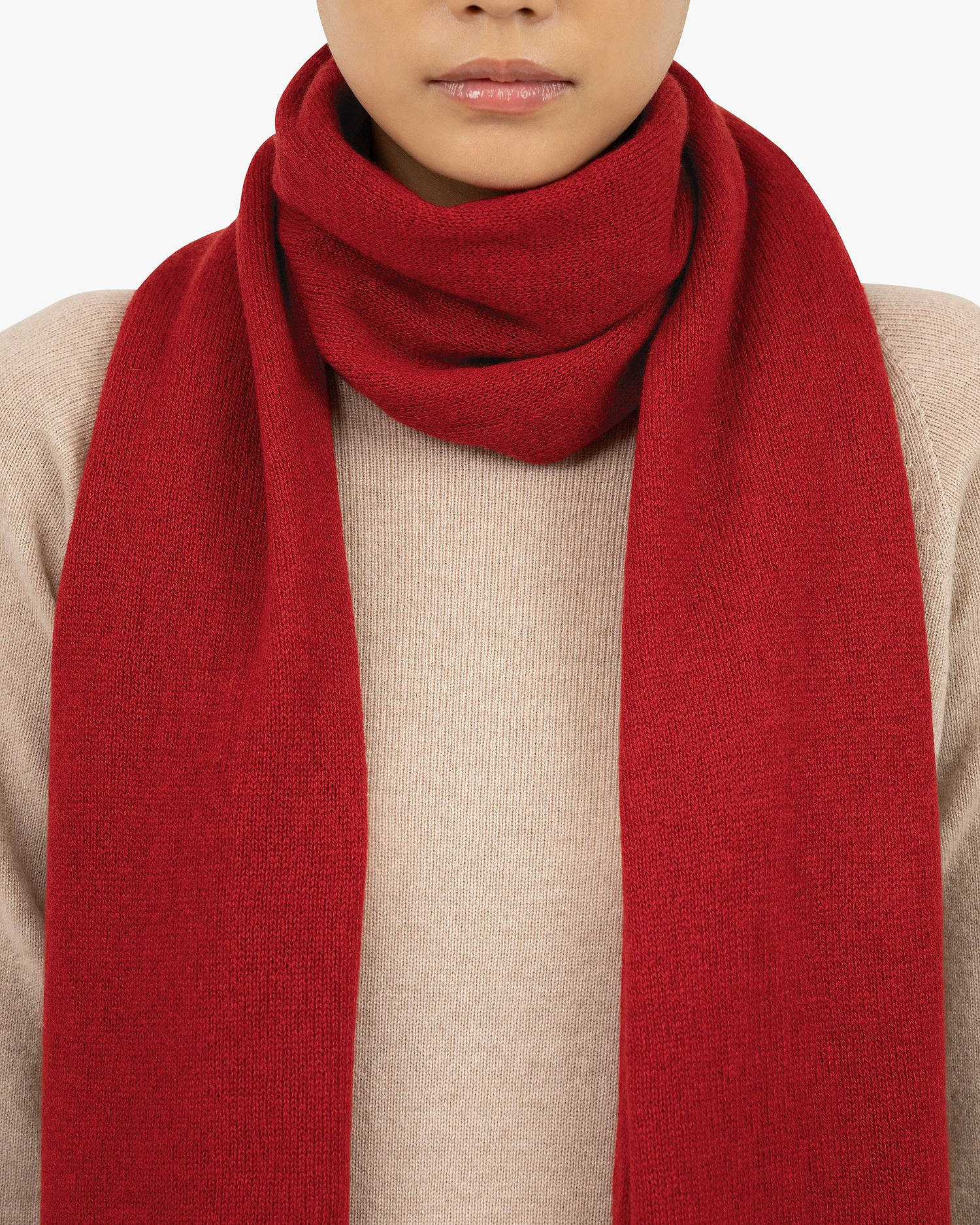 Women's Essential Maxi Scarf - Red Cashmere