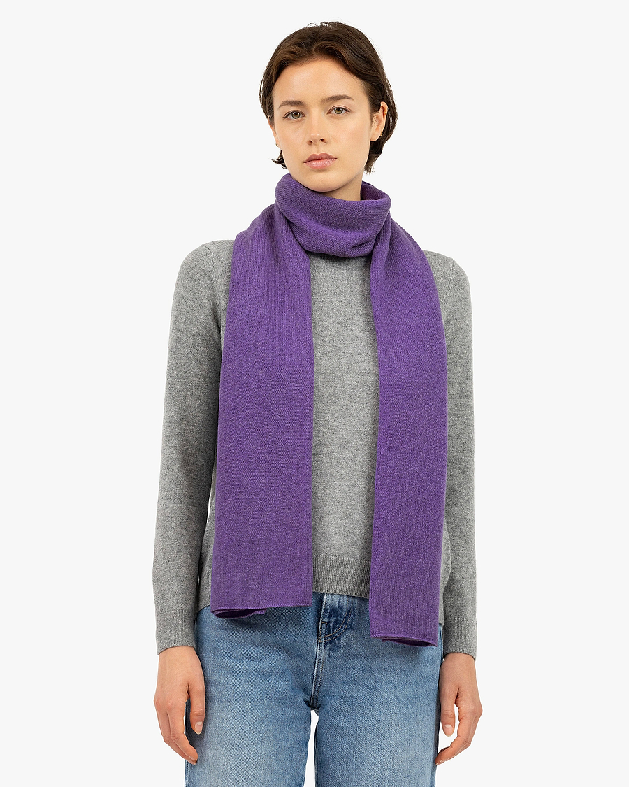 Women's Essential Maxi Scarf - Purple Cashmere
