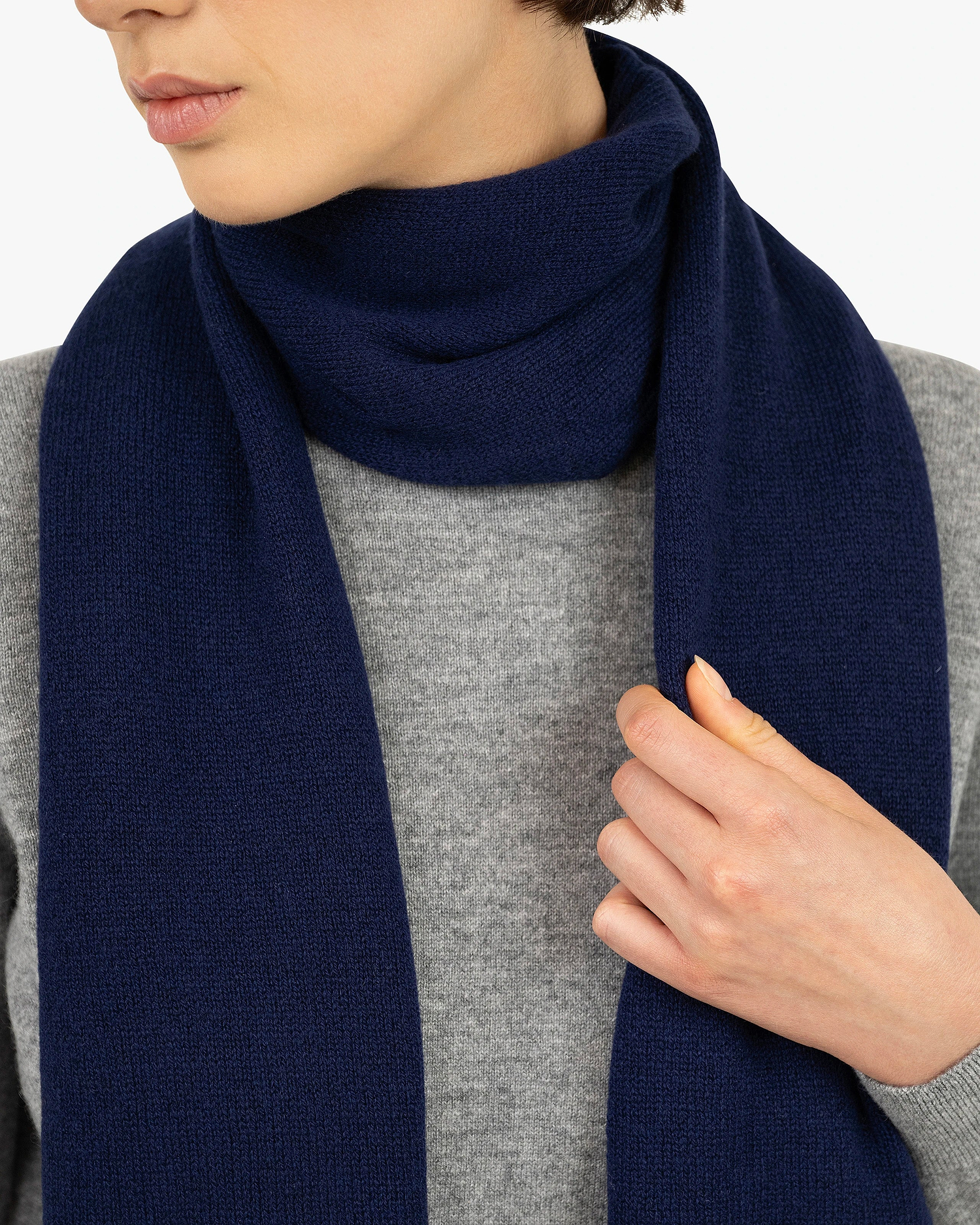 Women's Essential Maxi Scarf - Blue Cashmere