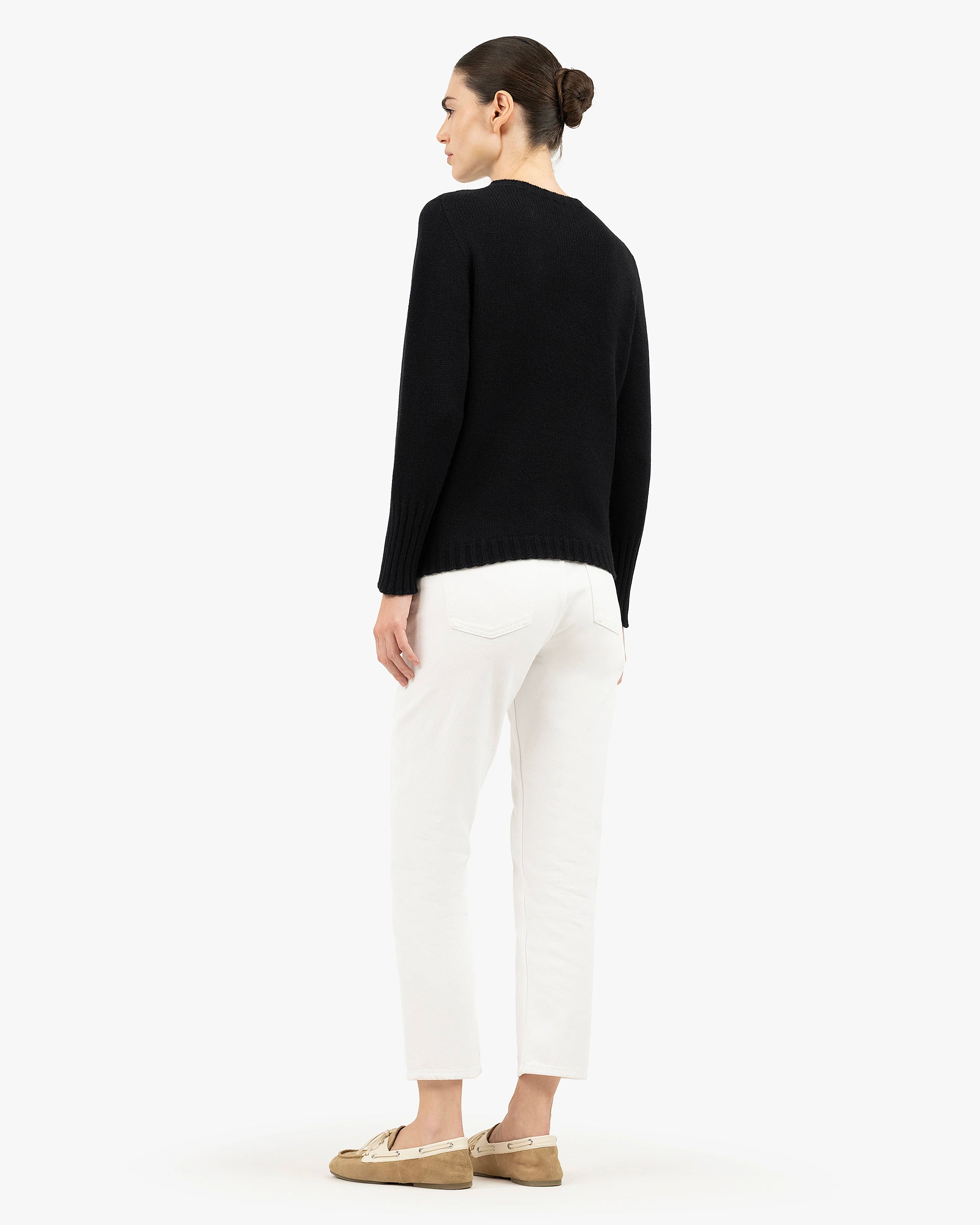 Women's Merano Crew Neck Sweater - Black Cashmere