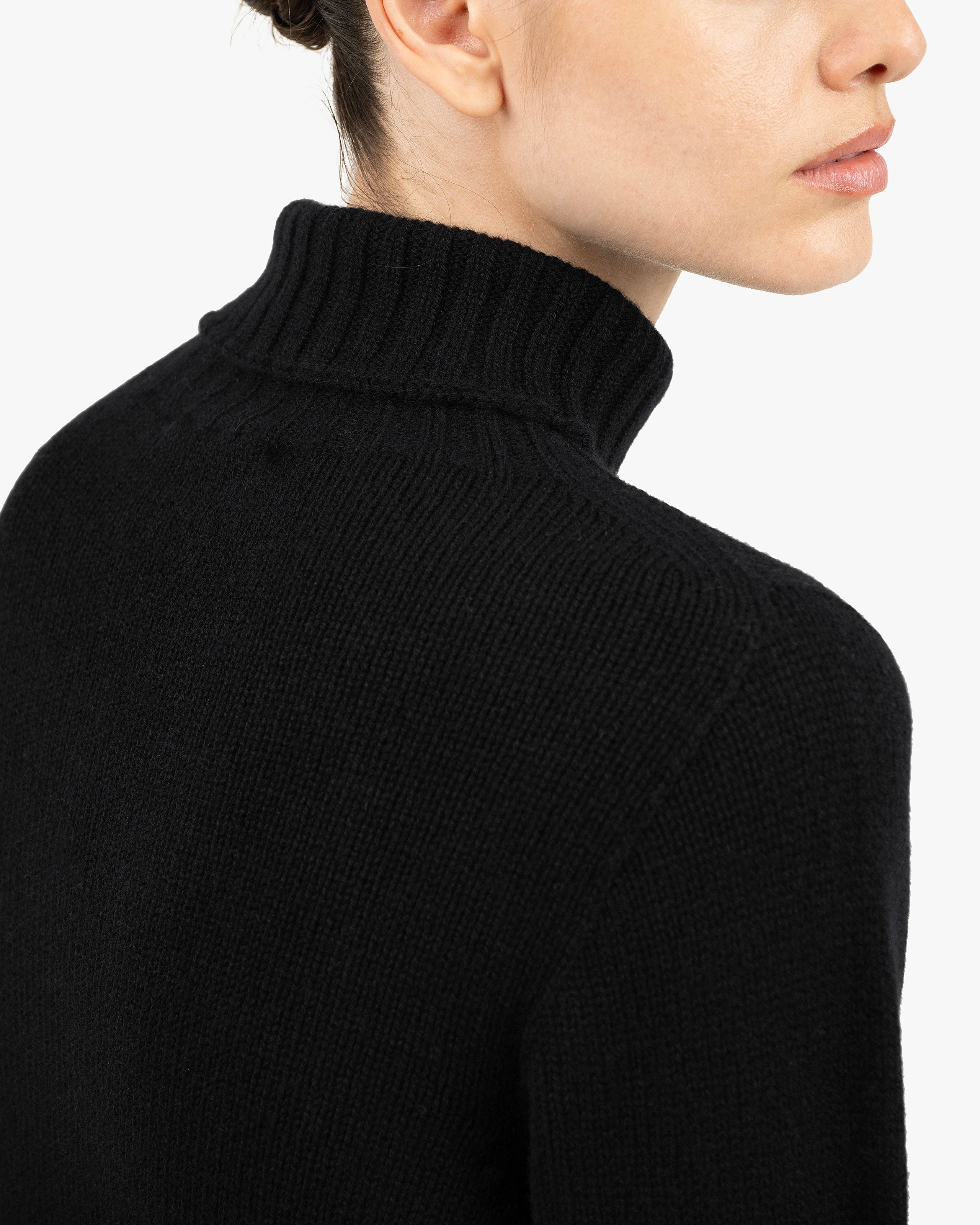 Women's Merano Cashmere Turtleneck Sweater - Black | MaisonCashmere
