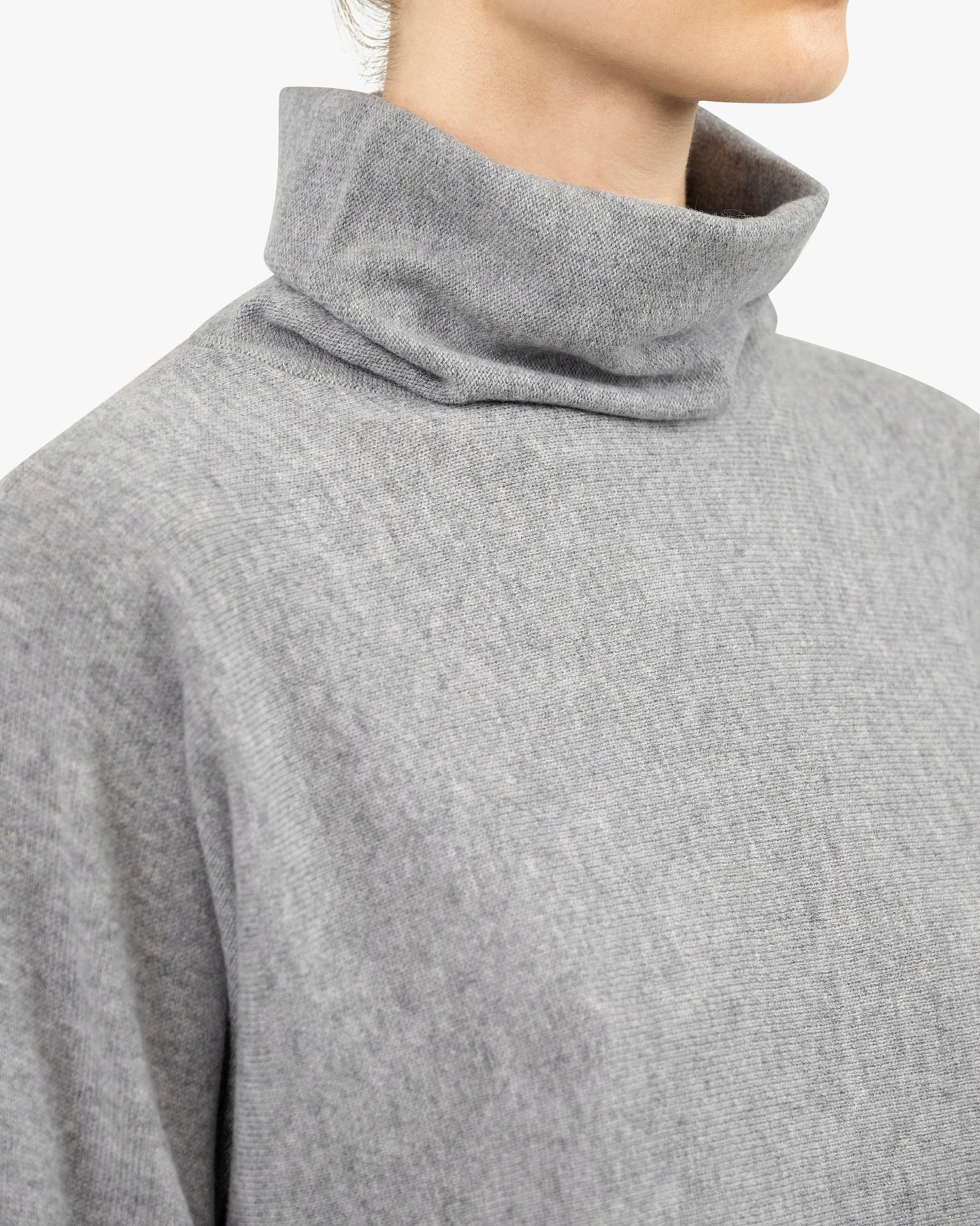 Women's Milford Turtleneck Sweater - Medium Grey Merino