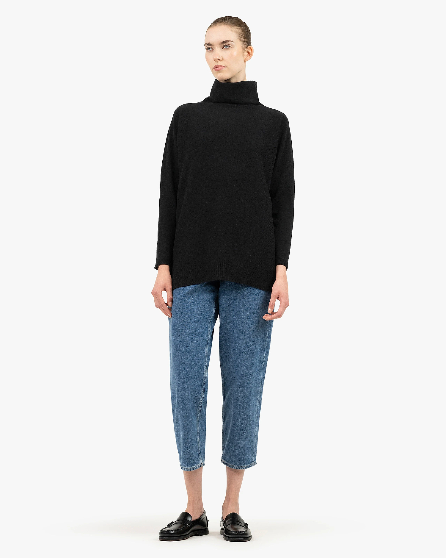 Women's Milford Turtleneck Sweater - Black Merino