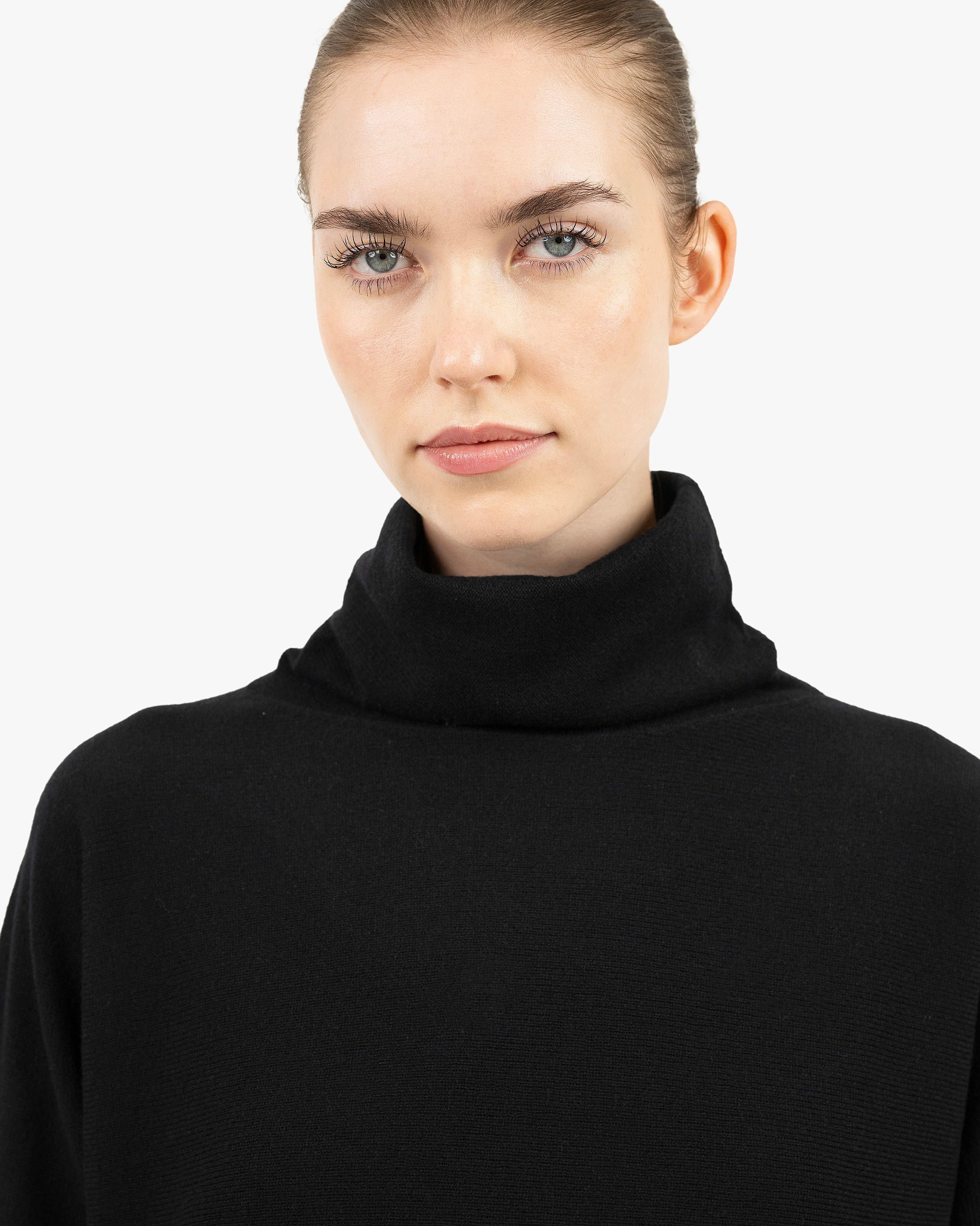 Women's Milford Turtleneck Sweater - Black Merino